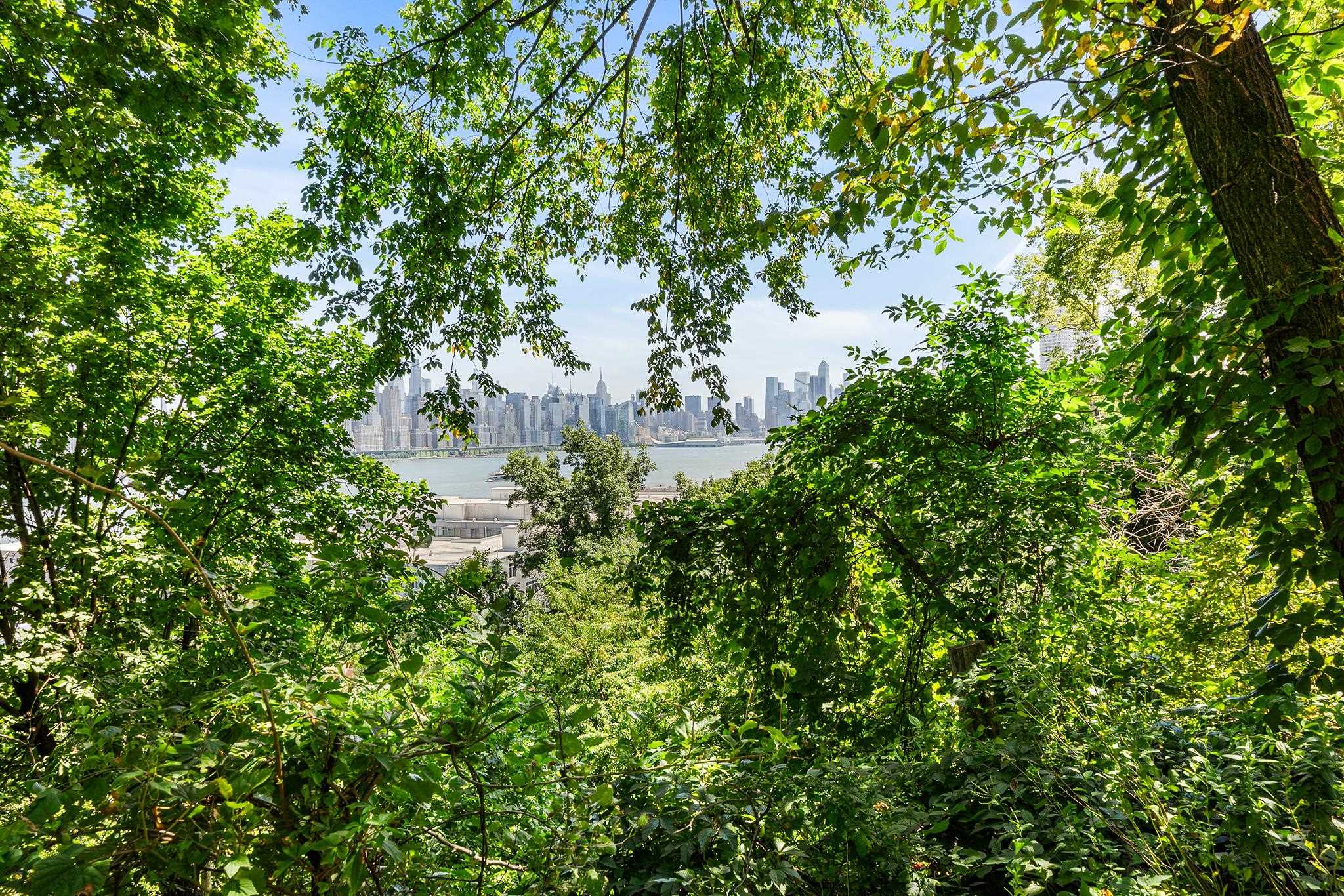 7855 Blvd East 26g Property Photo 7
