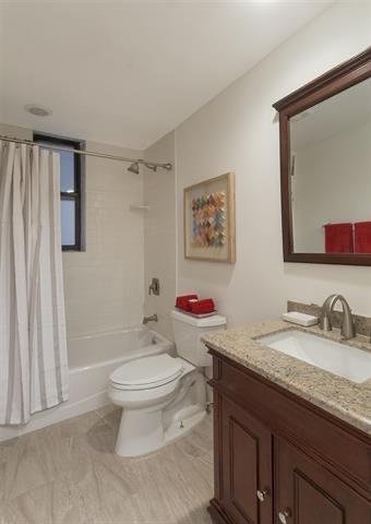 2672 Kennedy Blvd 201 Property Photo 7