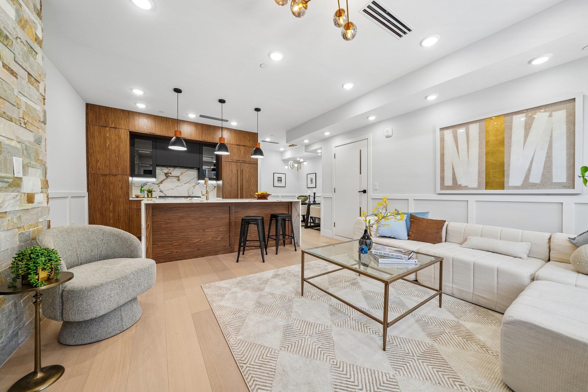 33 Bleecker St 1 Property Photo 1