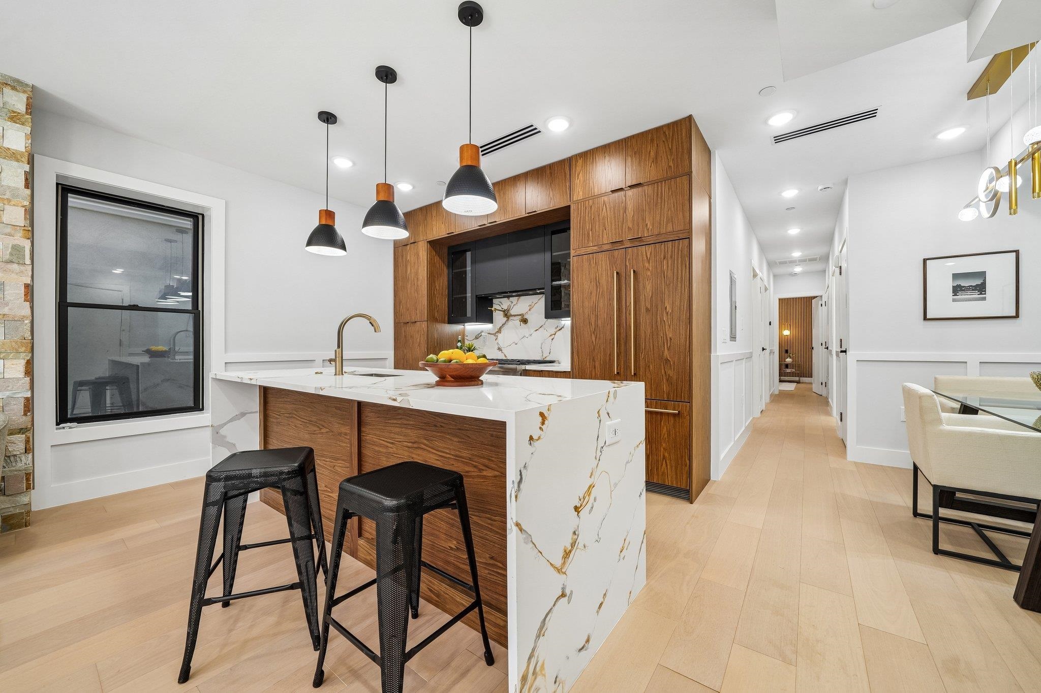 33 Bleecker St 1 Property Photo 4