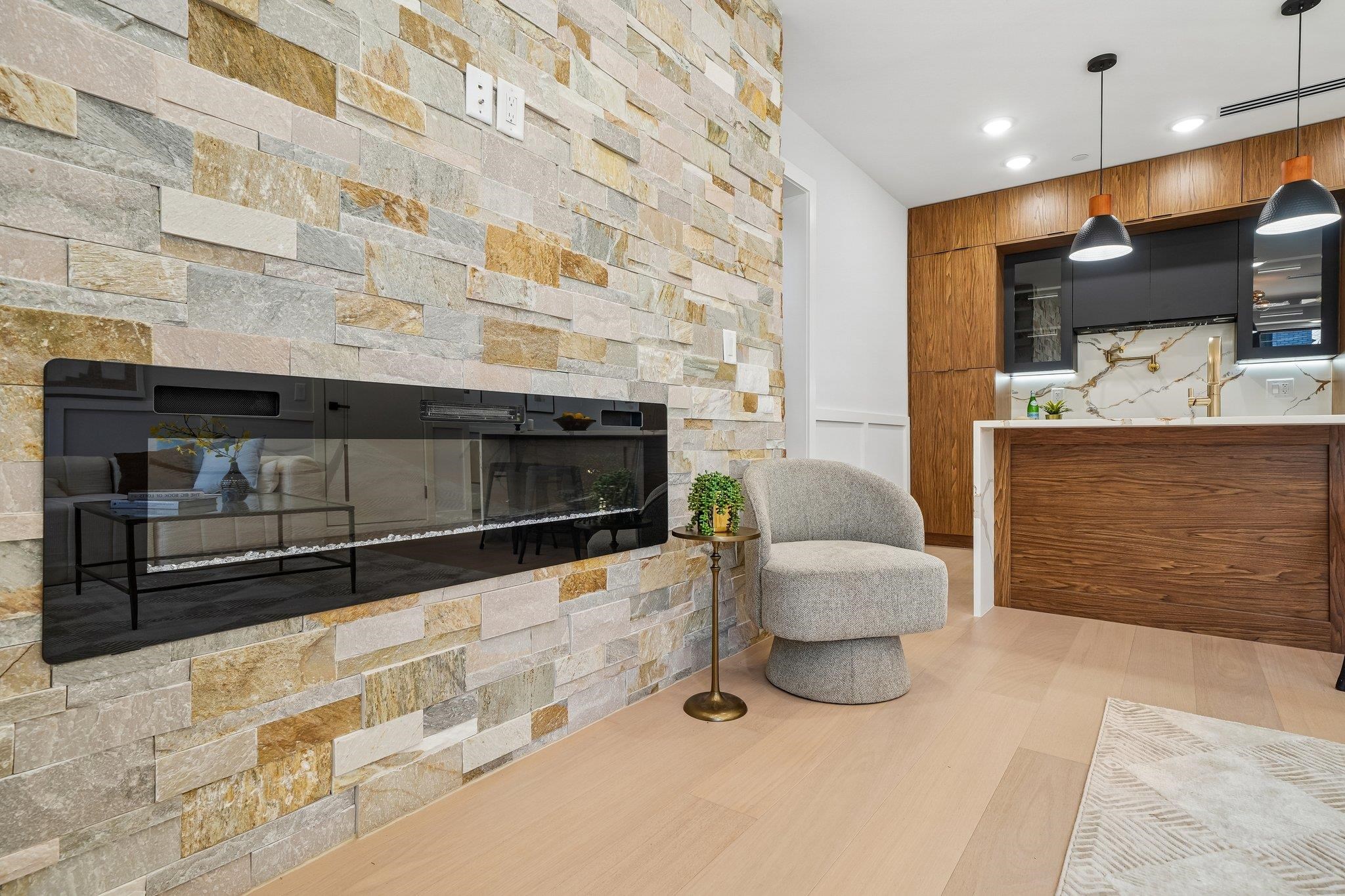 33 Bleecker St 1 Property Photo 9