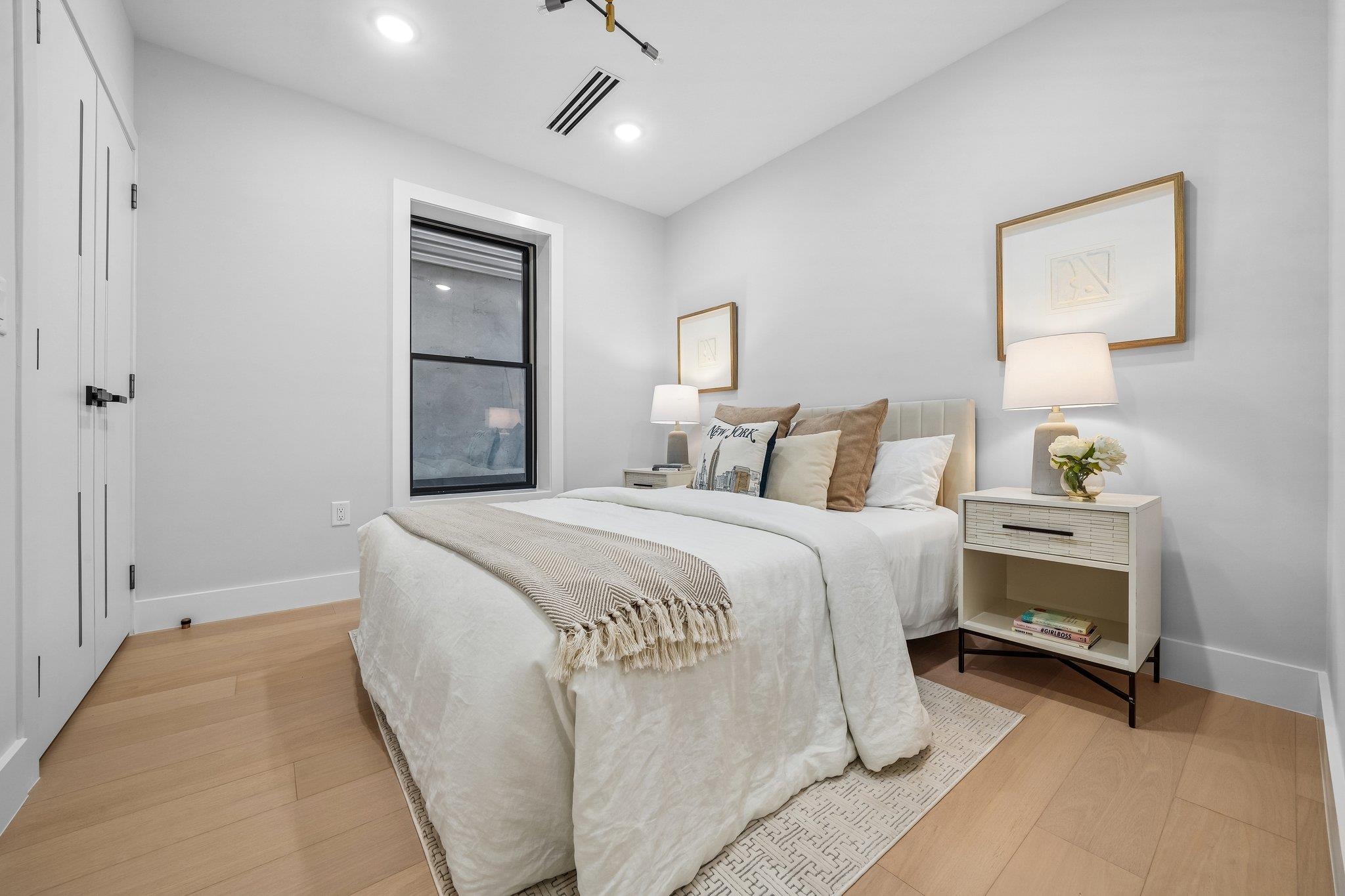33 Bleecker St 1 Property Photo 15