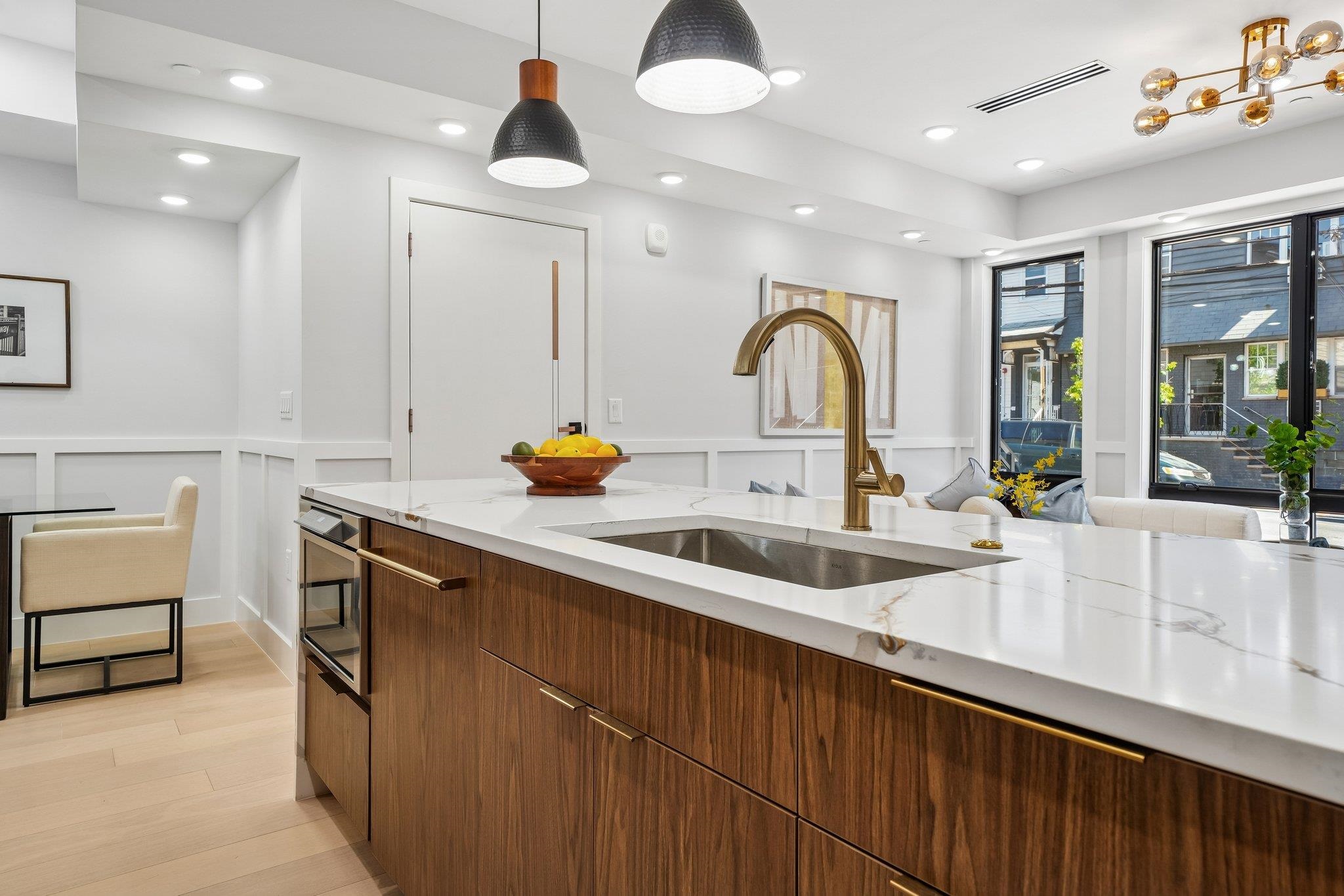 33 Bleecker St 1 Property Photo 25