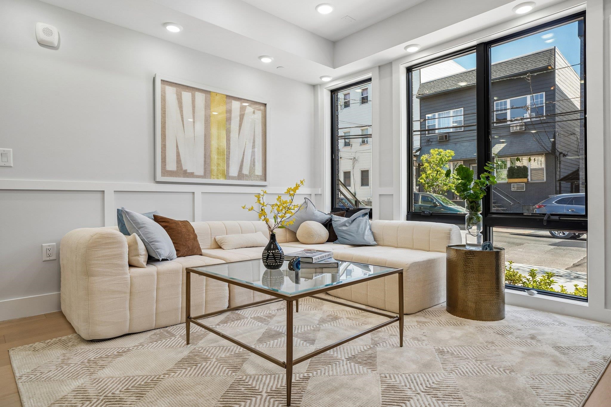 33 Bleecker St 1 Property Photo 26