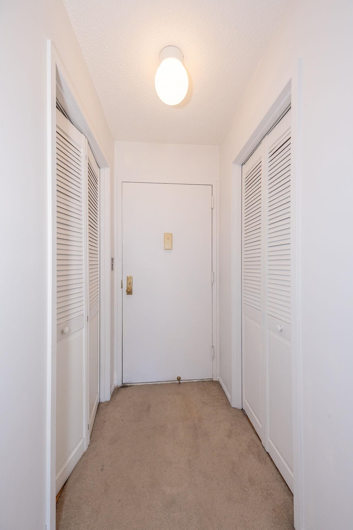 418 Harmon Cove Tower Property Photo 8