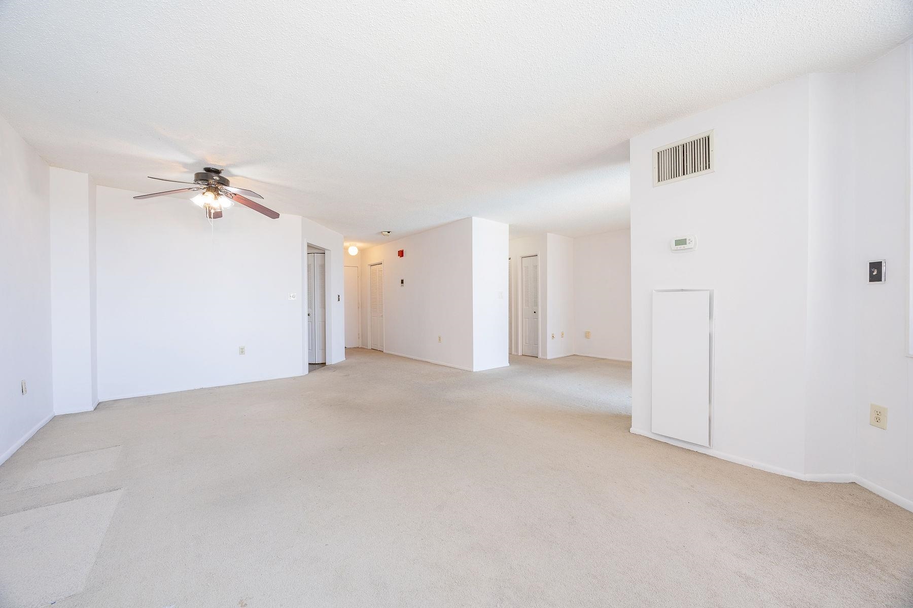 418 Harmon Cove Tower Property Photo 19