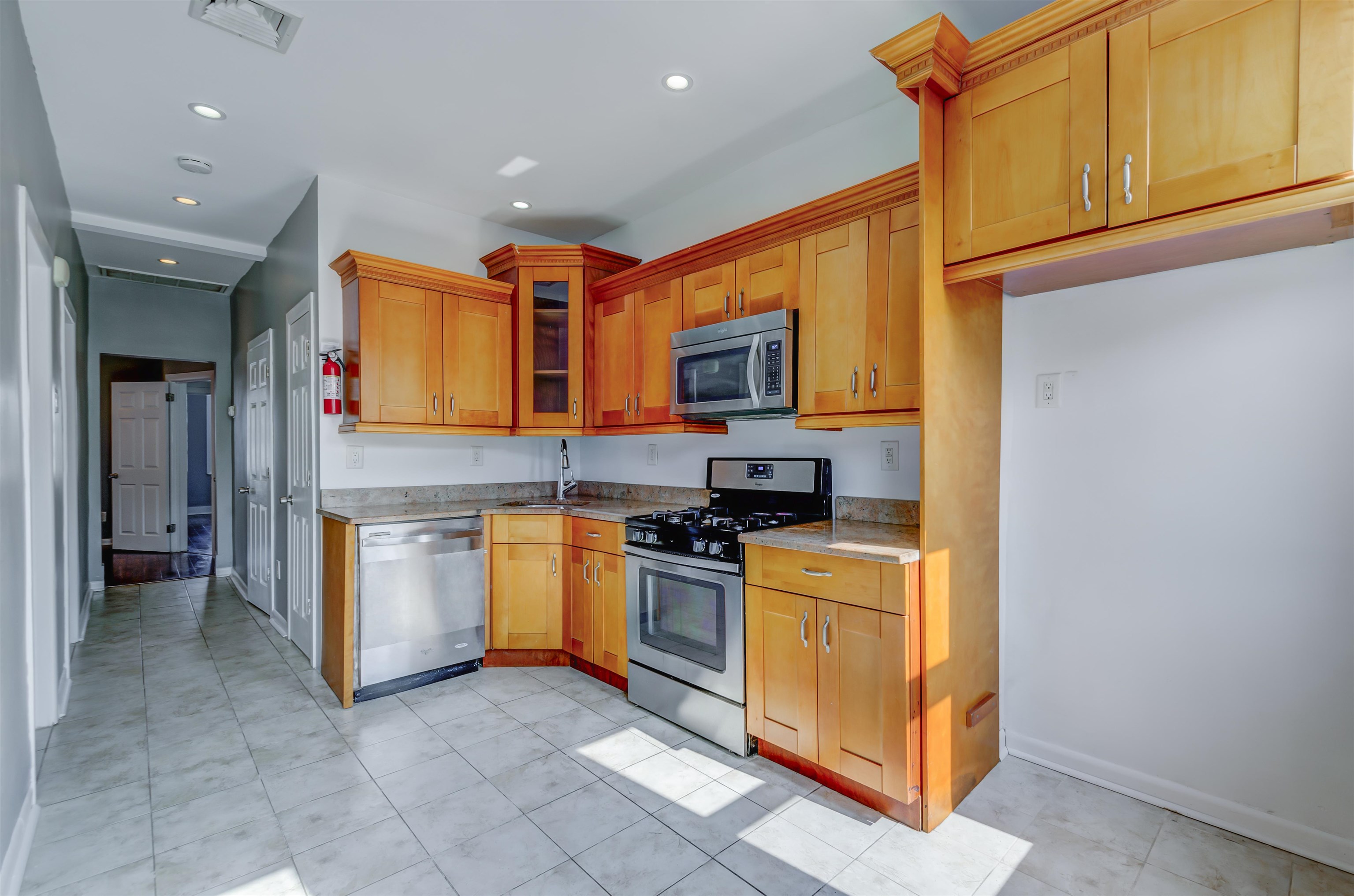 98 Trask Ave 2 Property Photo 2