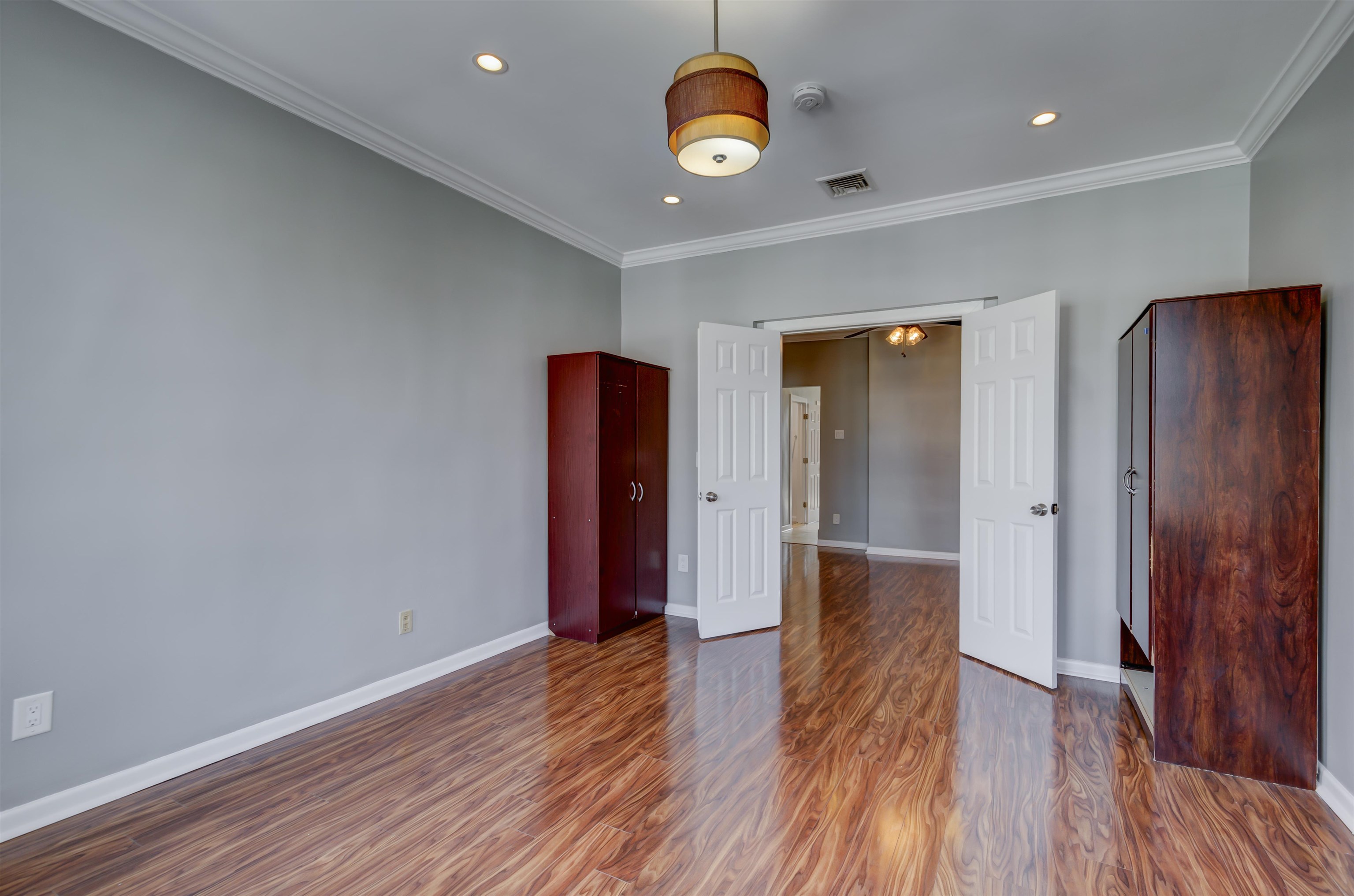 98 Trask Ave 2 Property Photo 5