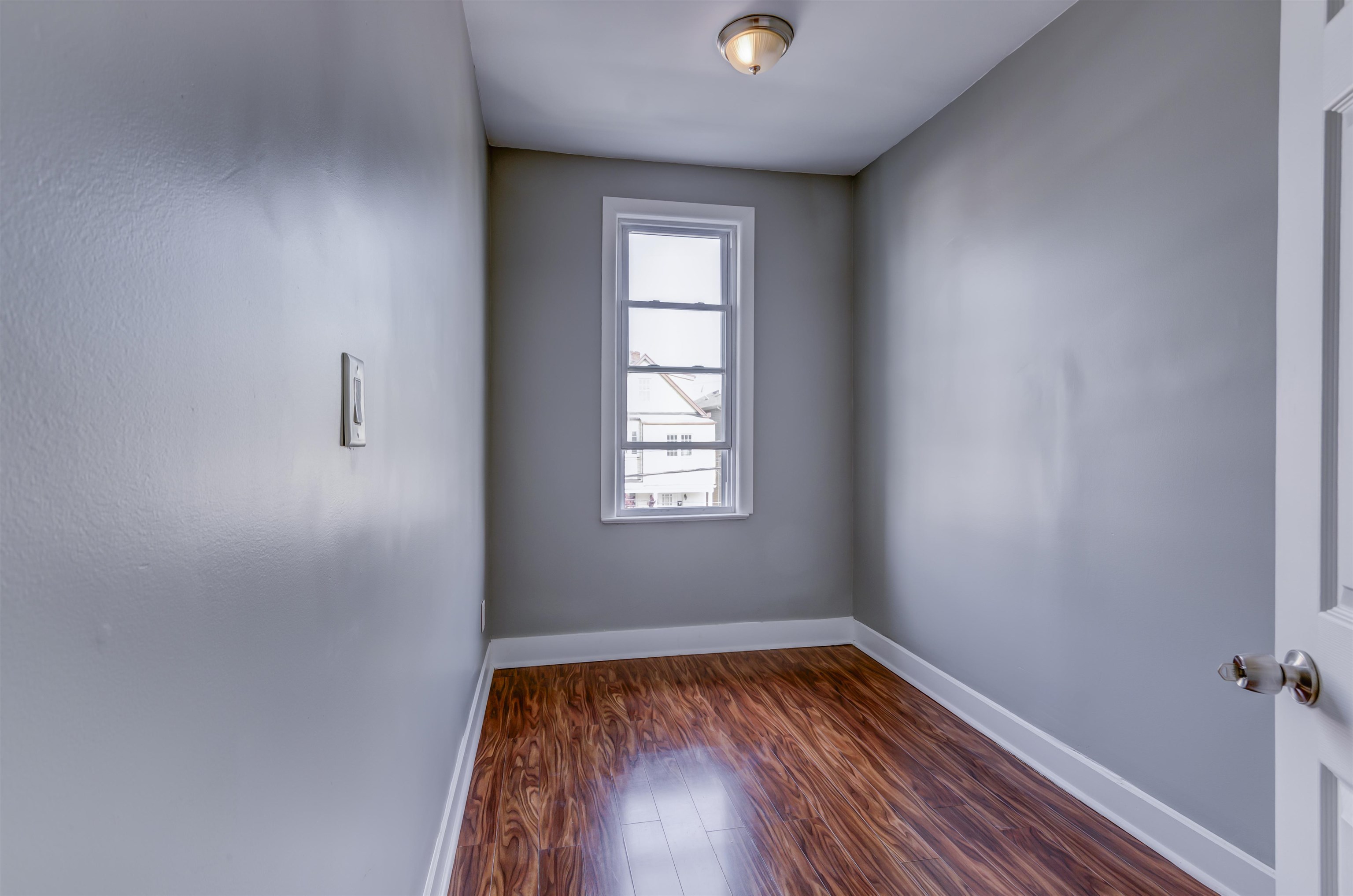 98 Trask Ave 2 Property Photo 6