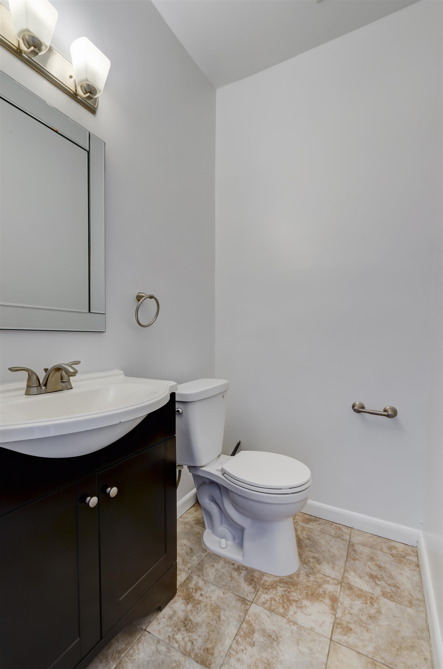 98 Trask Ave 2 Property Photo 13