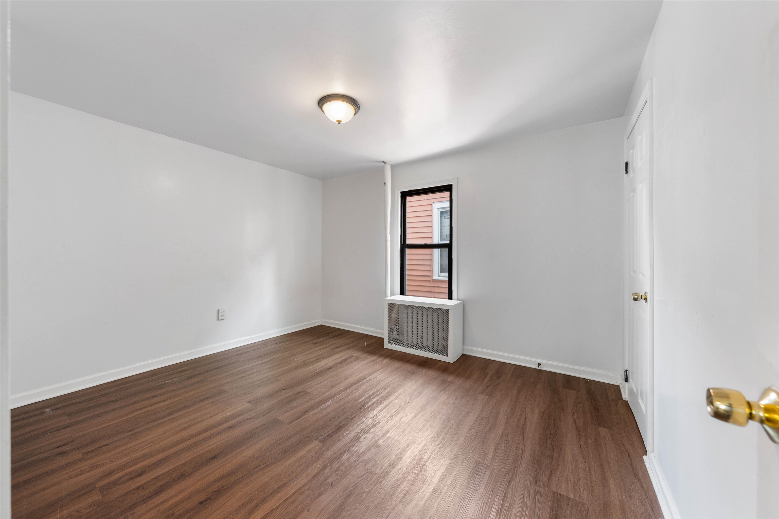 485 Cary St 2 Property Photo 15