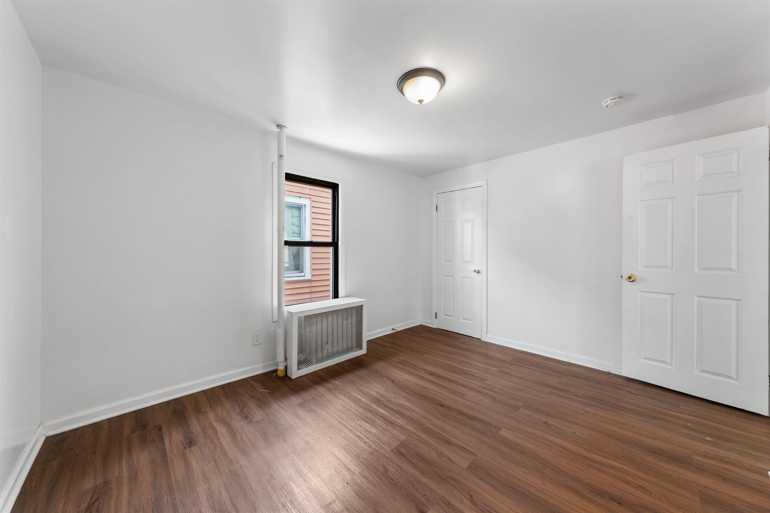 485 Cary St 2 Property Photo 16