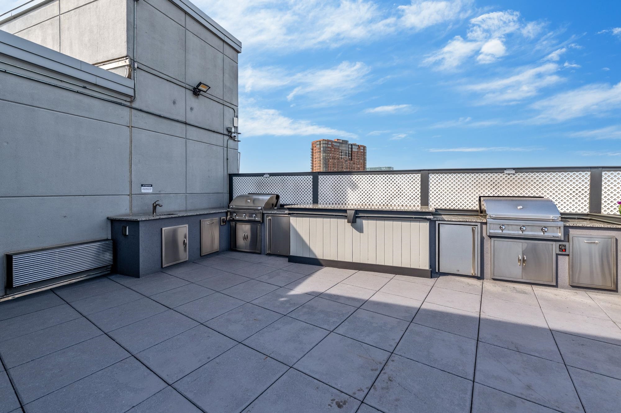 916 Hudson Park Property Photo 34