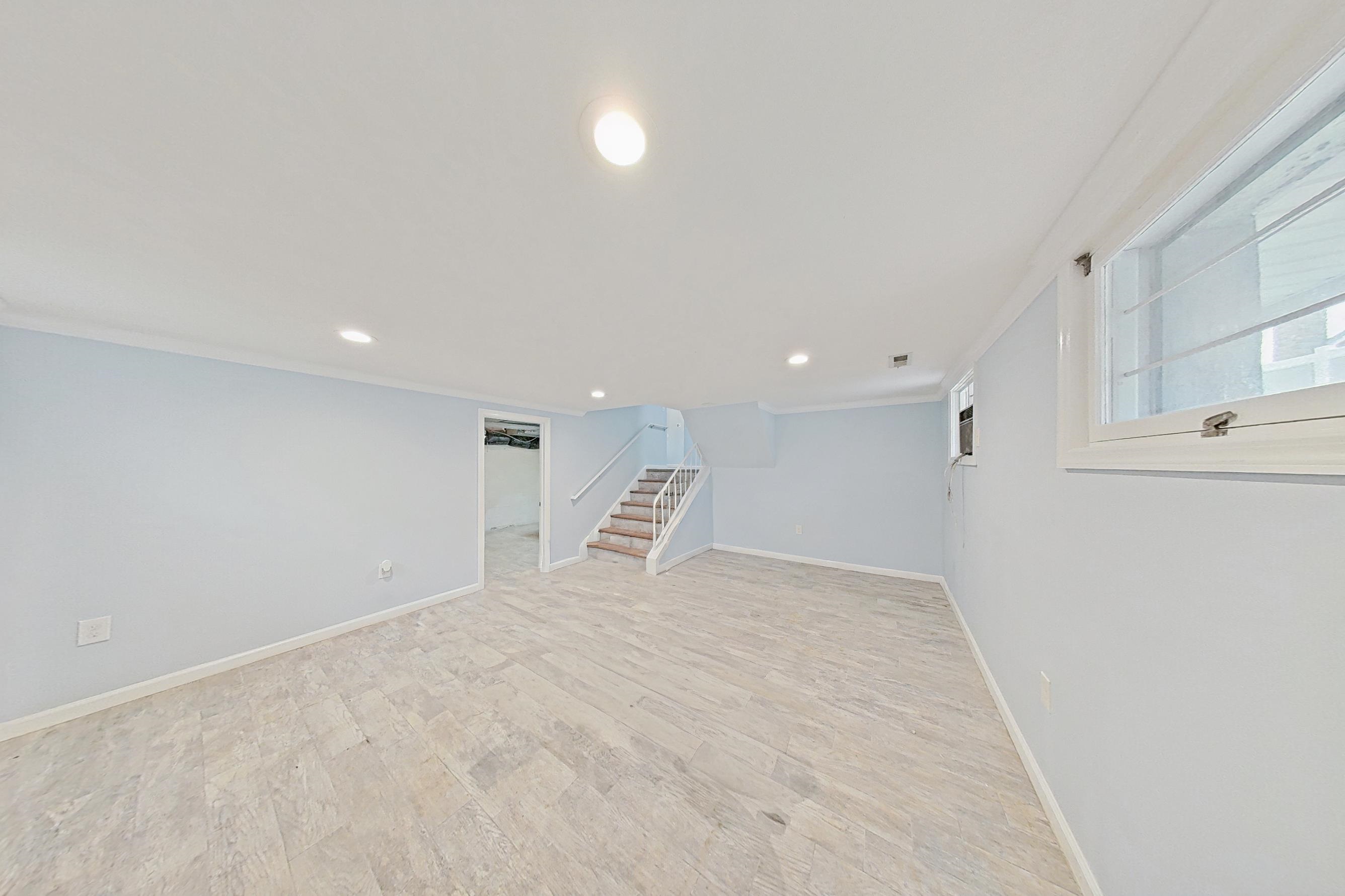 56 Eaton Pl Property Photo 15