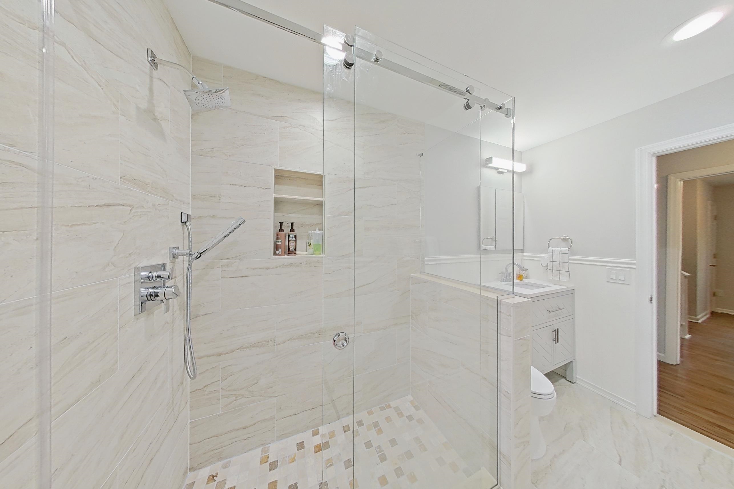 56 Eaton Pl Property Photo 30