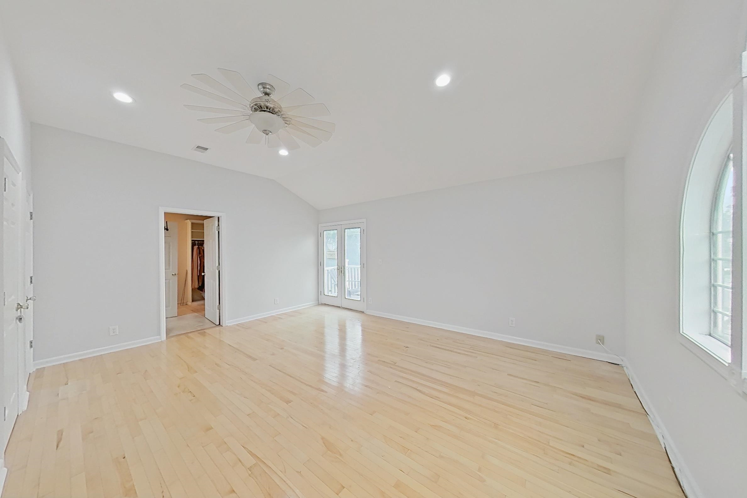 56 Eaton Pl Property Photo 33