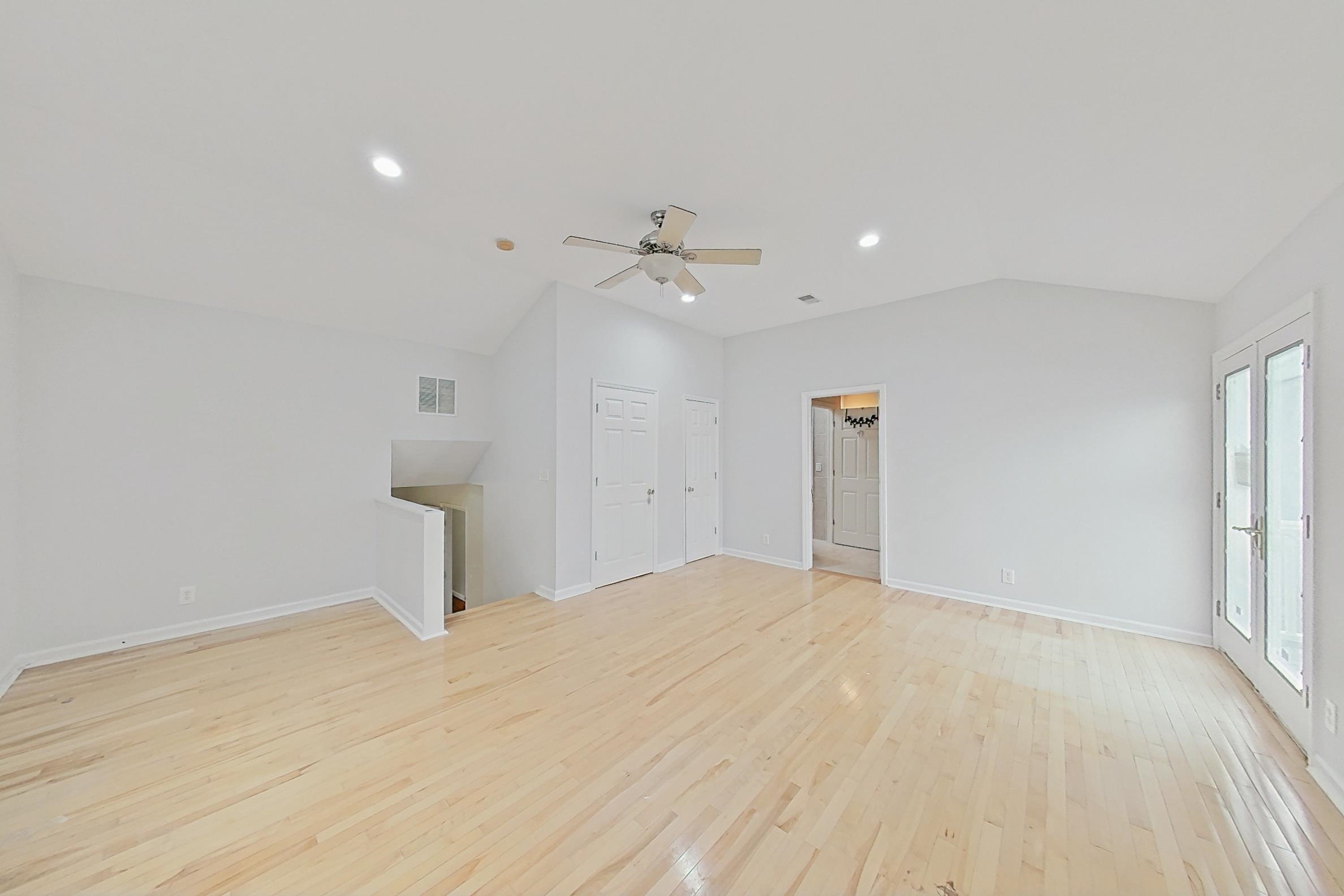 56 Eaton Pl Property Photo 34