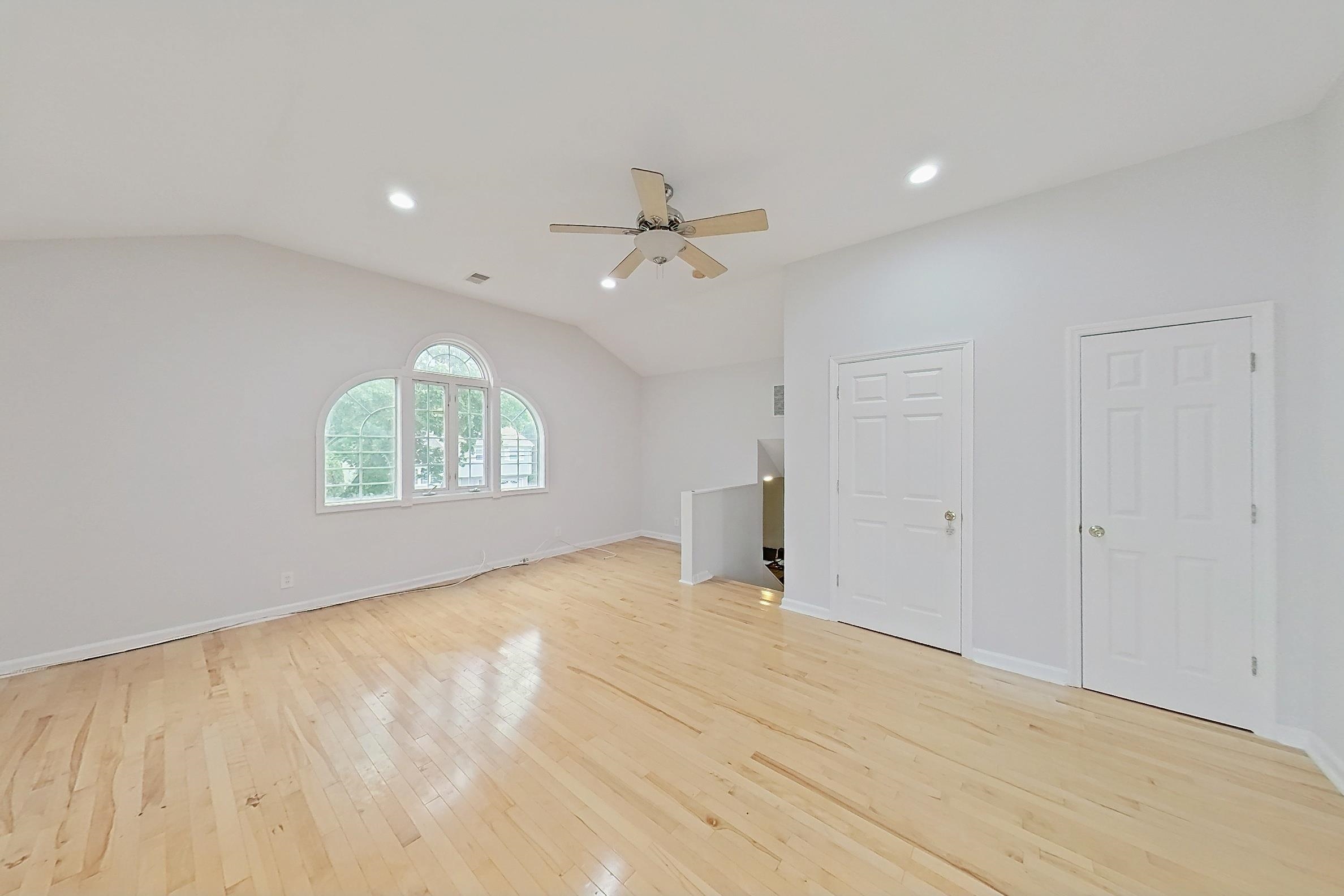 56 Eaton Pl Property Photo 36