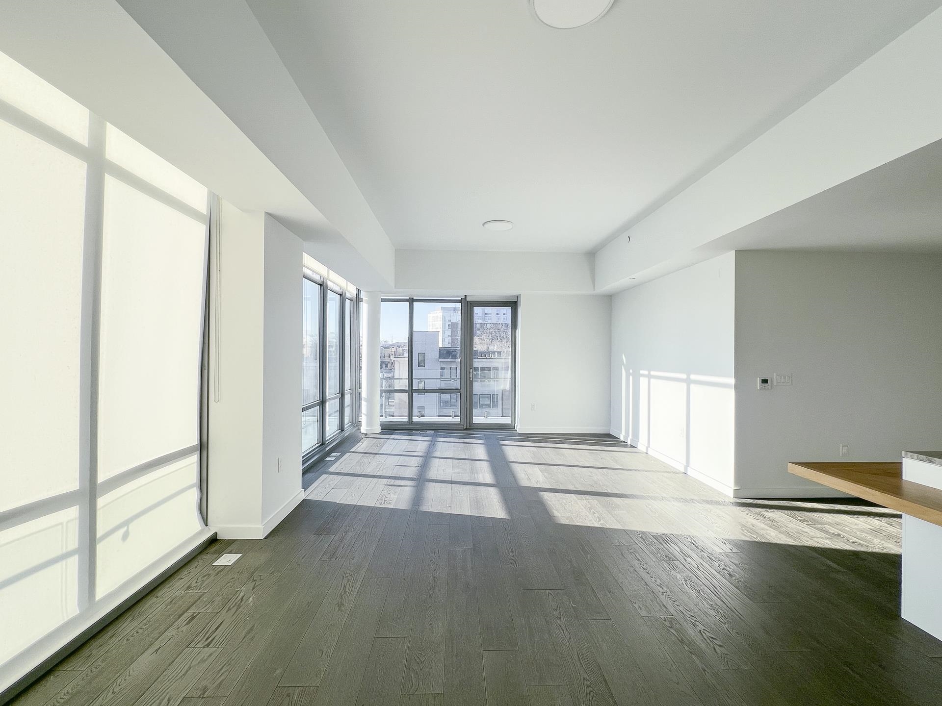 320 Adolphus Ave 901 Property Photo 2