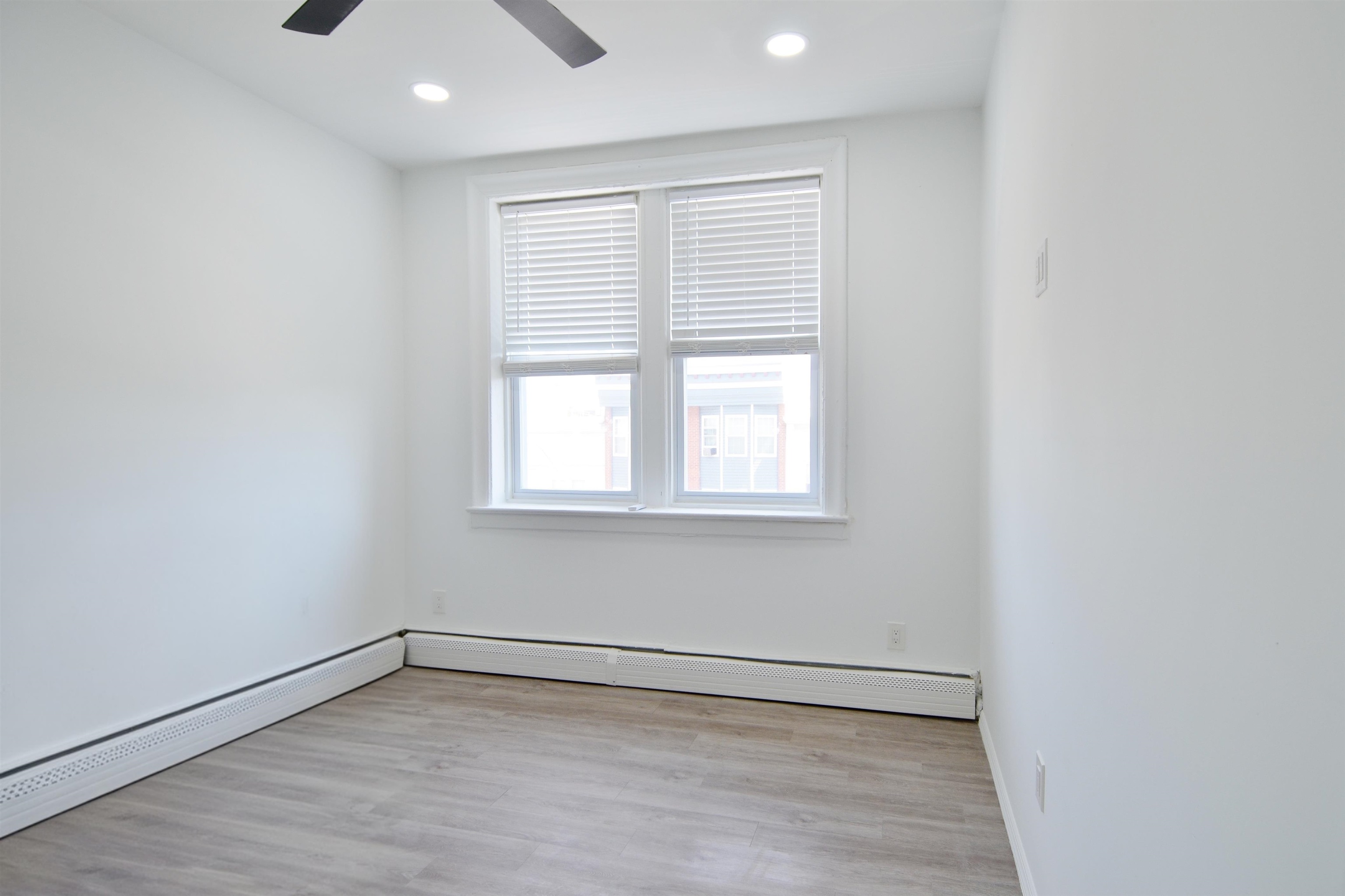 885 Broadway 3 Property Photo 12