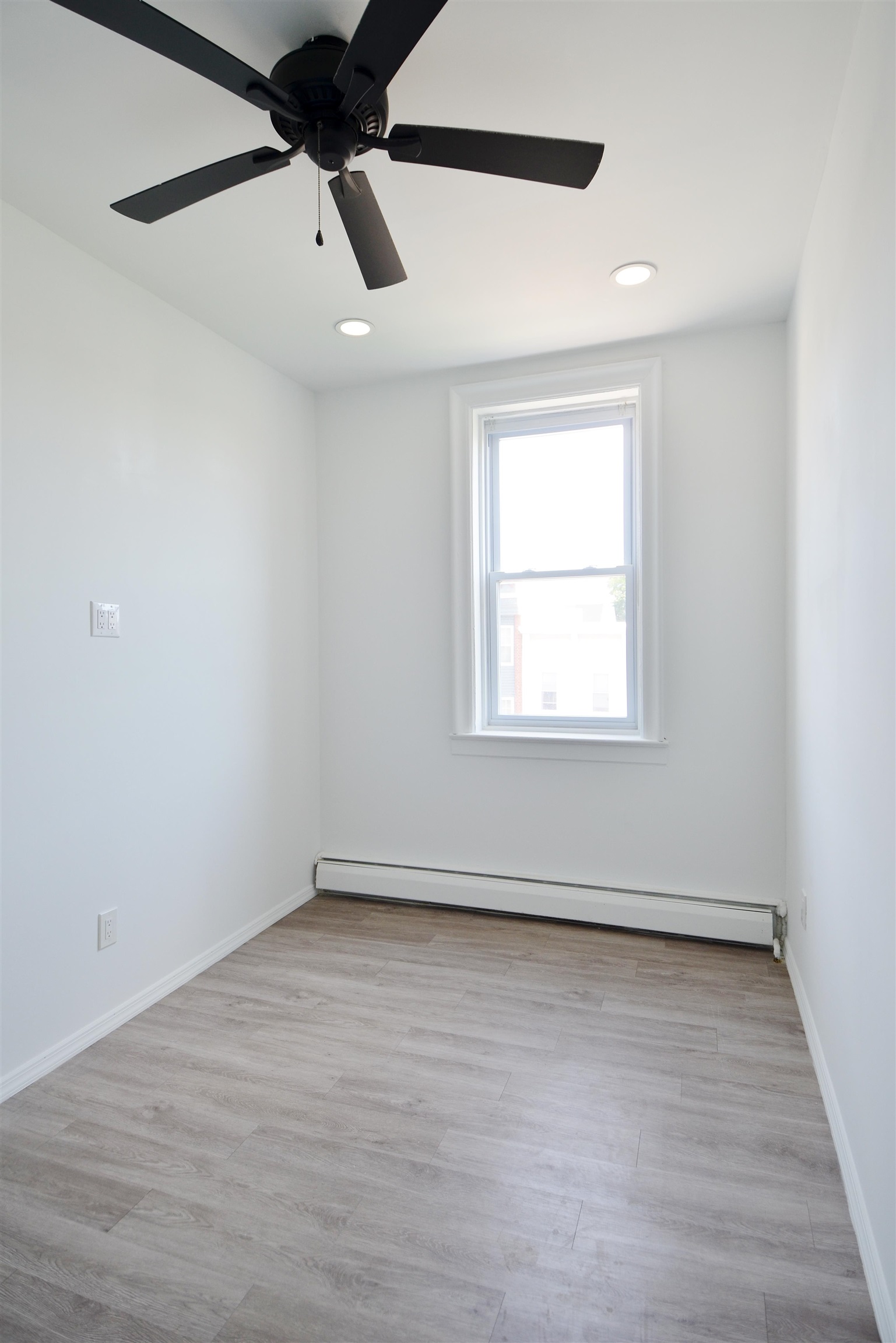 885 Broadway 3 Property Photo 16