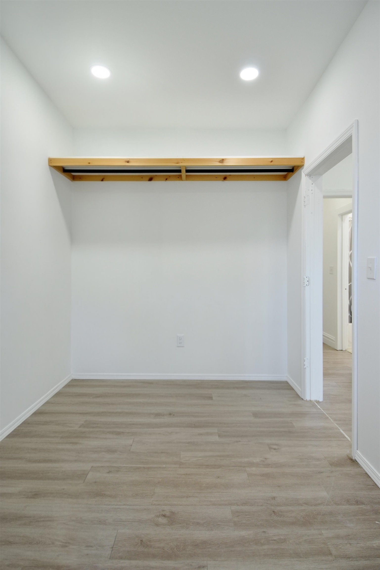 885 Broadway 3 Property Photo 25