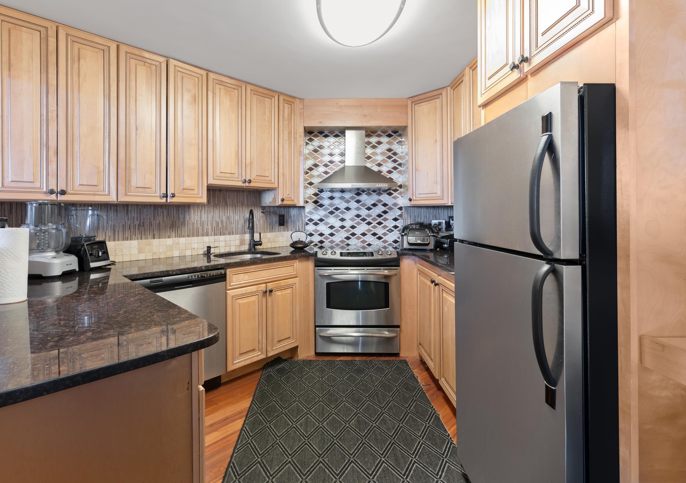 719 Harmon Cove Tower 719 Property Photo 6