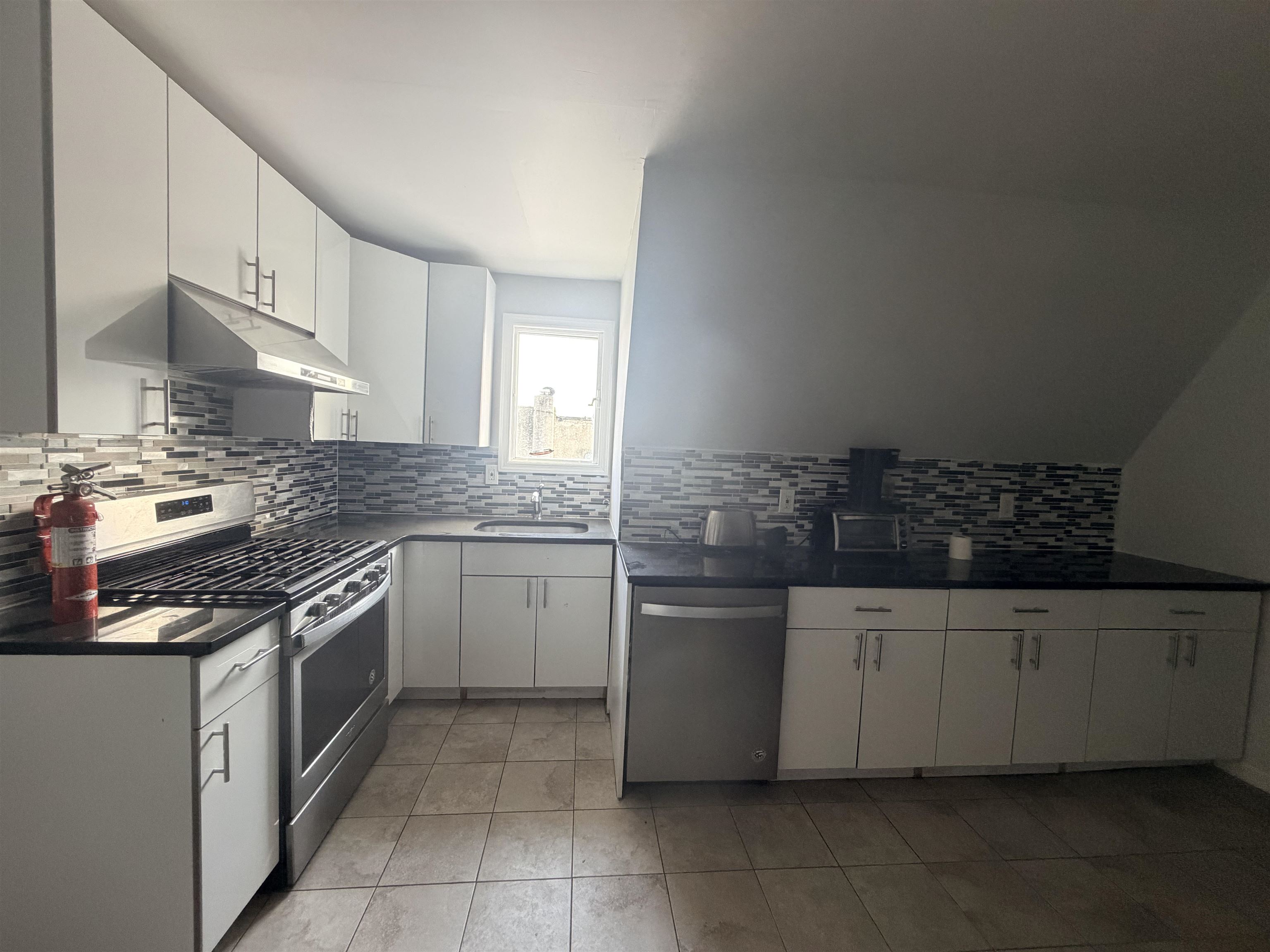109 Frank E Rodgers Blvd N Property Photo 19