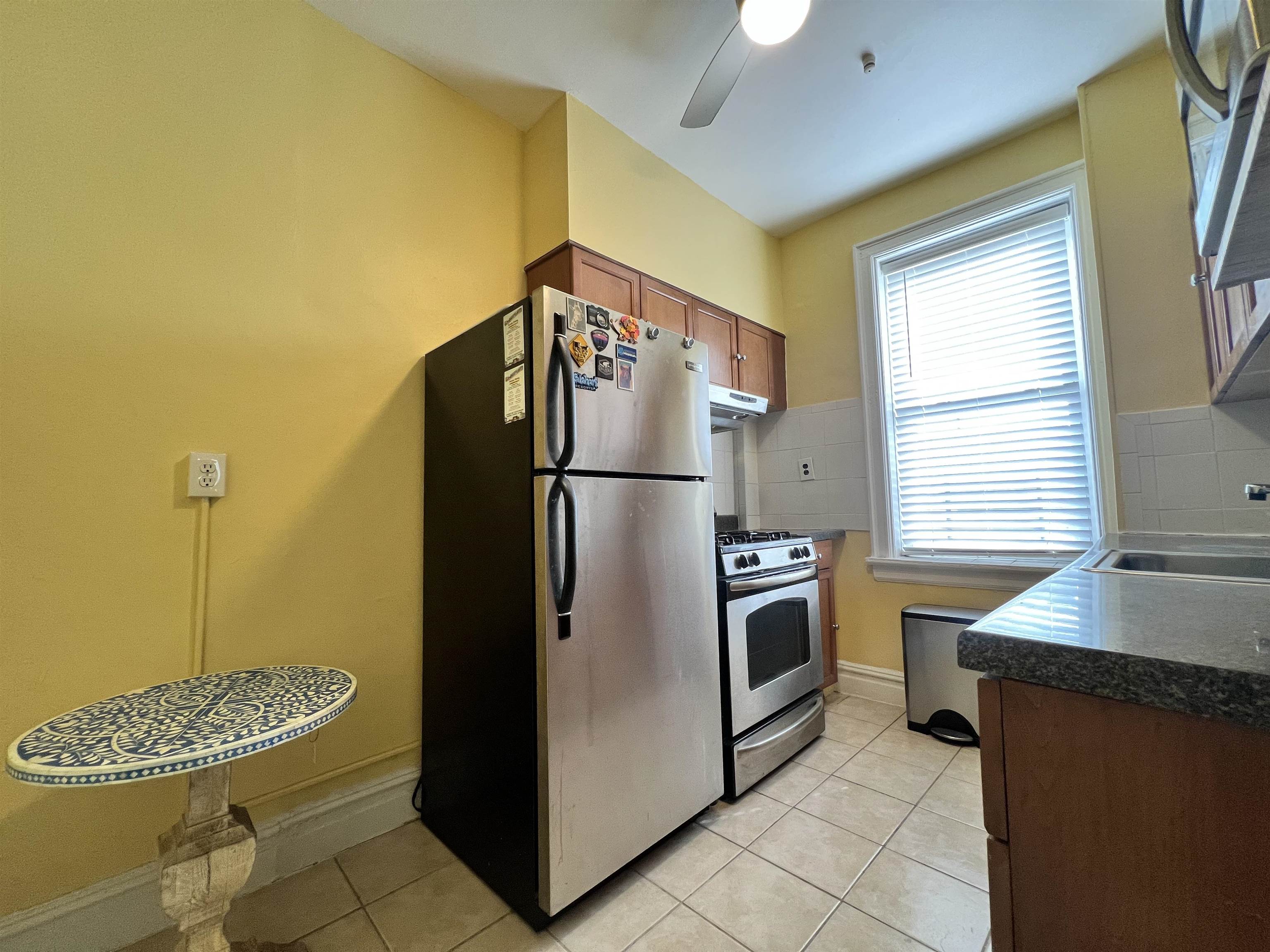 7812 Hudson Ave C4 Property Photo 10