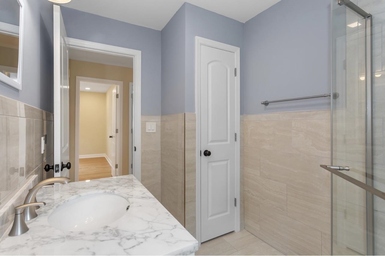 2535 Standish Ave Property Photo 13
