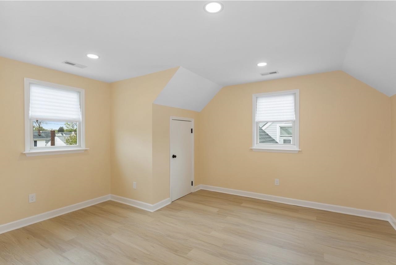2535 Standish Ave Property Photo 25