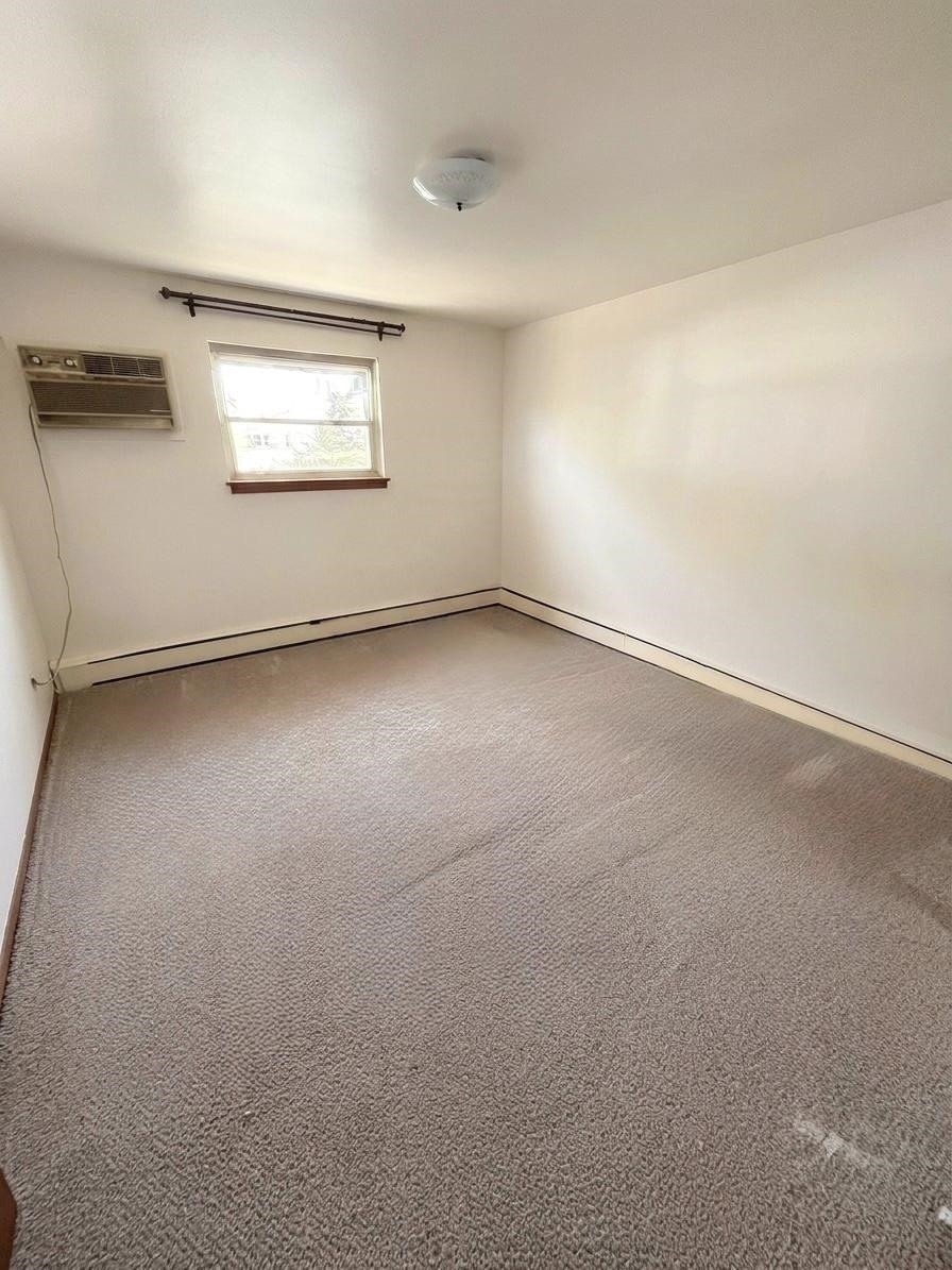 60 Williams Ave Property Photo 7