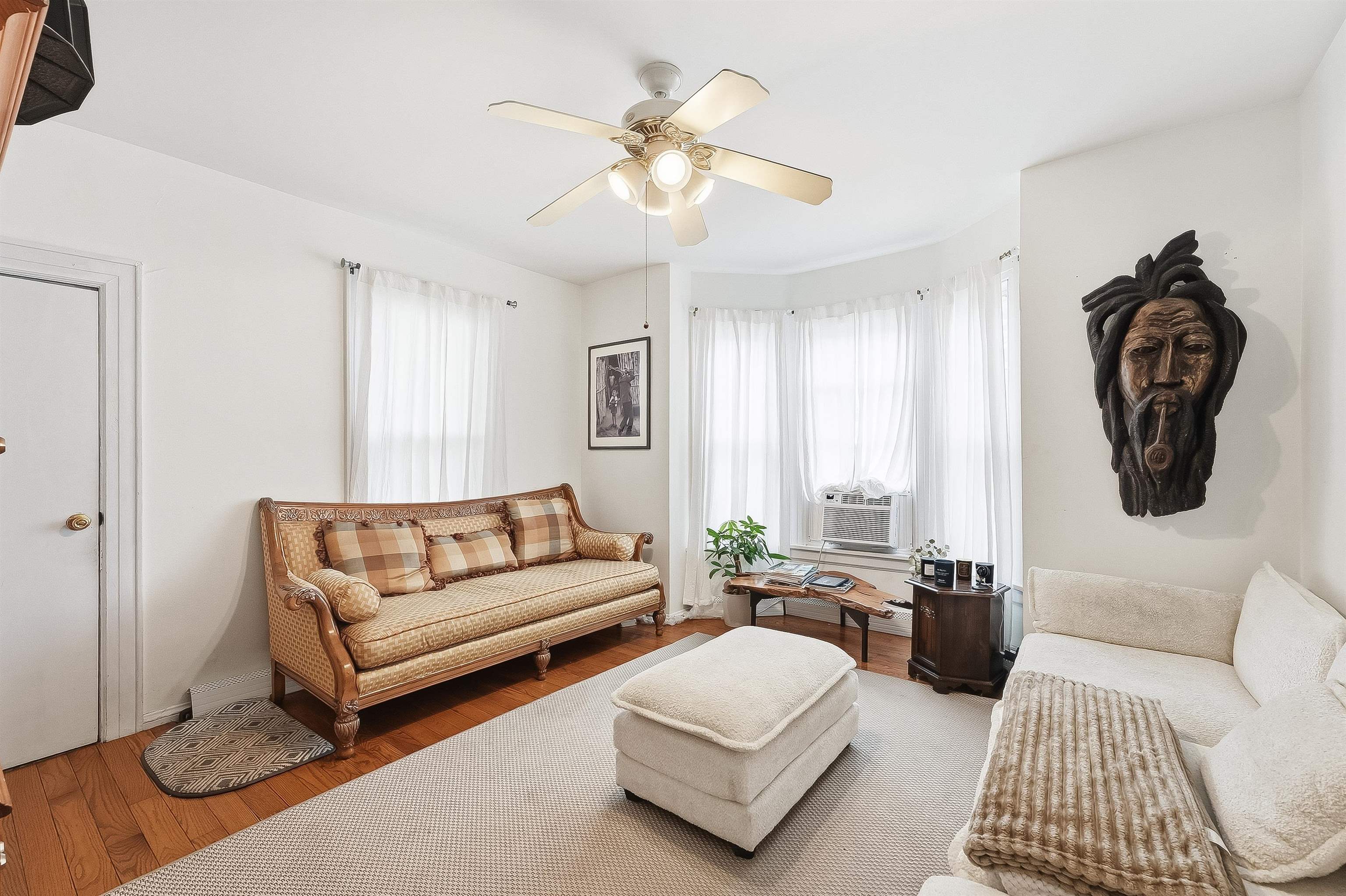 56 Passaic St Property Photo 2