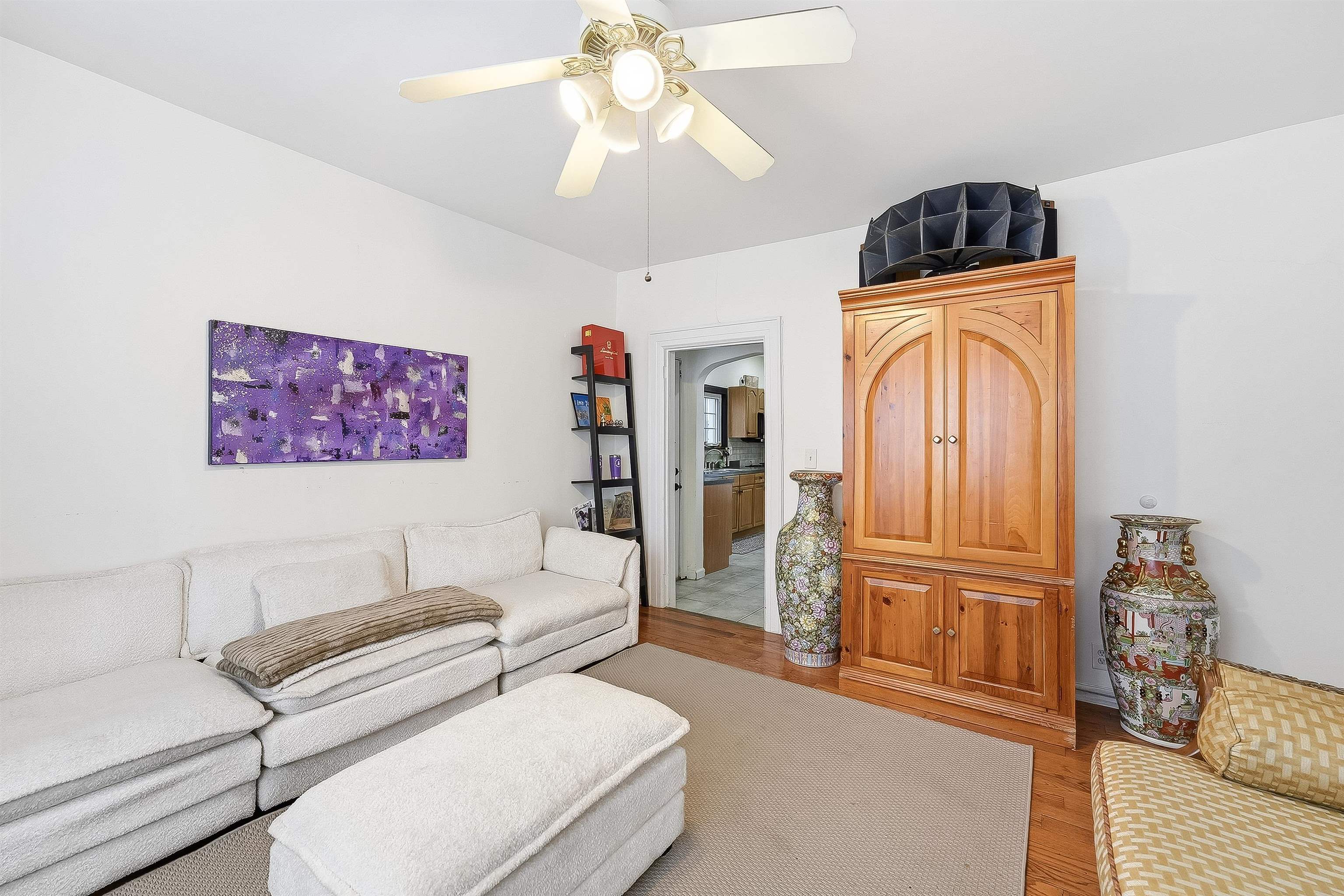 56 Passaic St Property Photo 5