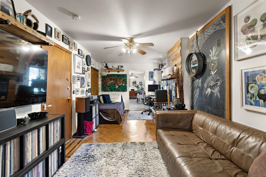 24 West Hamilton Pl Property Photo 31