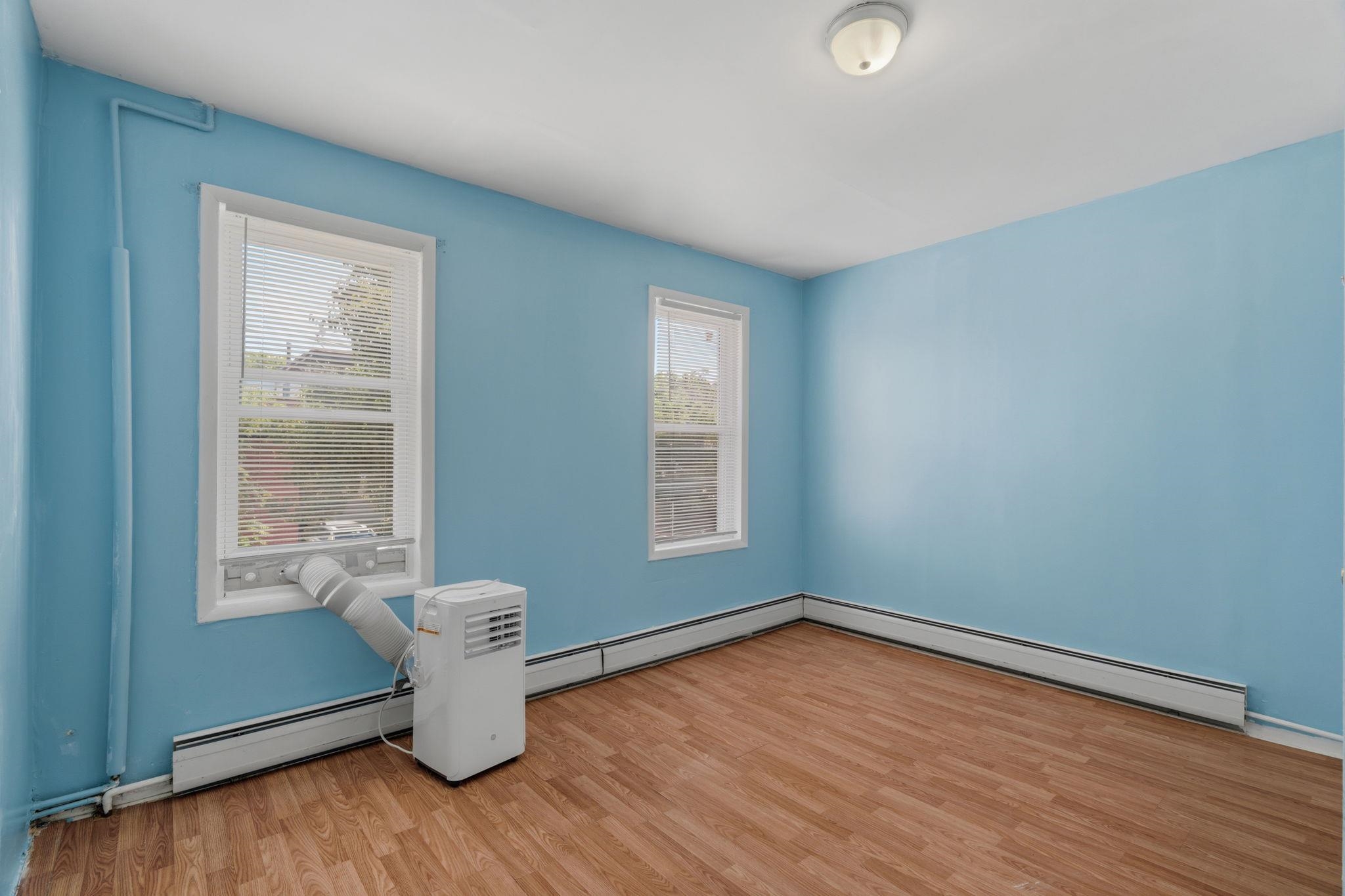 6605 Durham Ave Property Photo 5