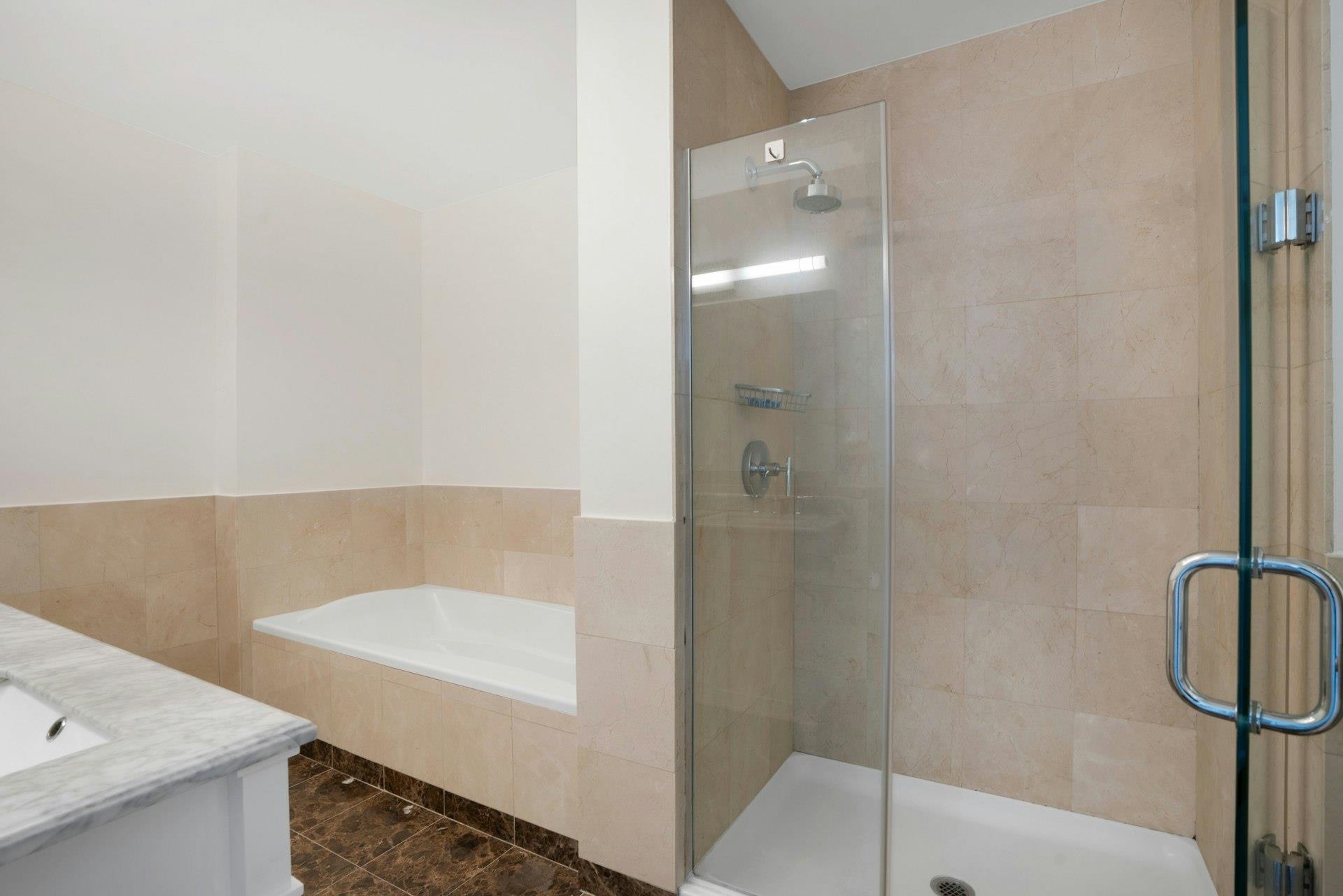 389 Washington St 33e Property Photo 28
