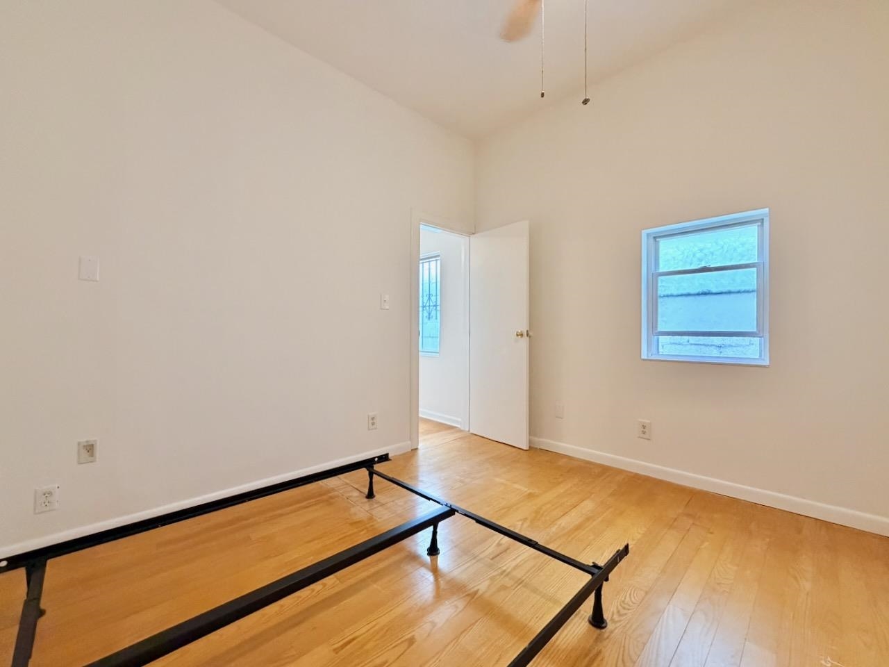 514 Monastery Pl 2r Property Photo 16