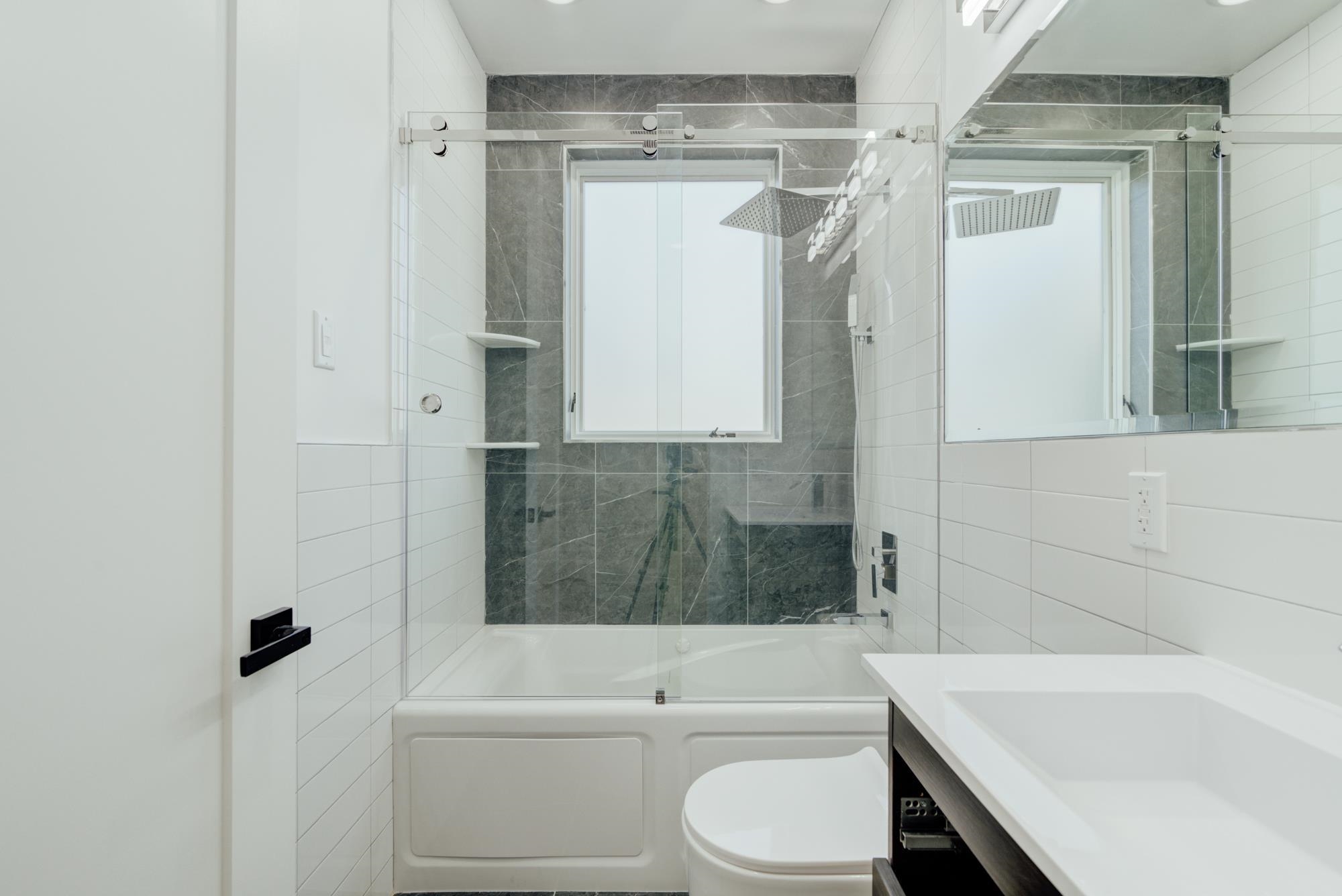 20 Van Nostrand Ave 2 Property Photo 21
