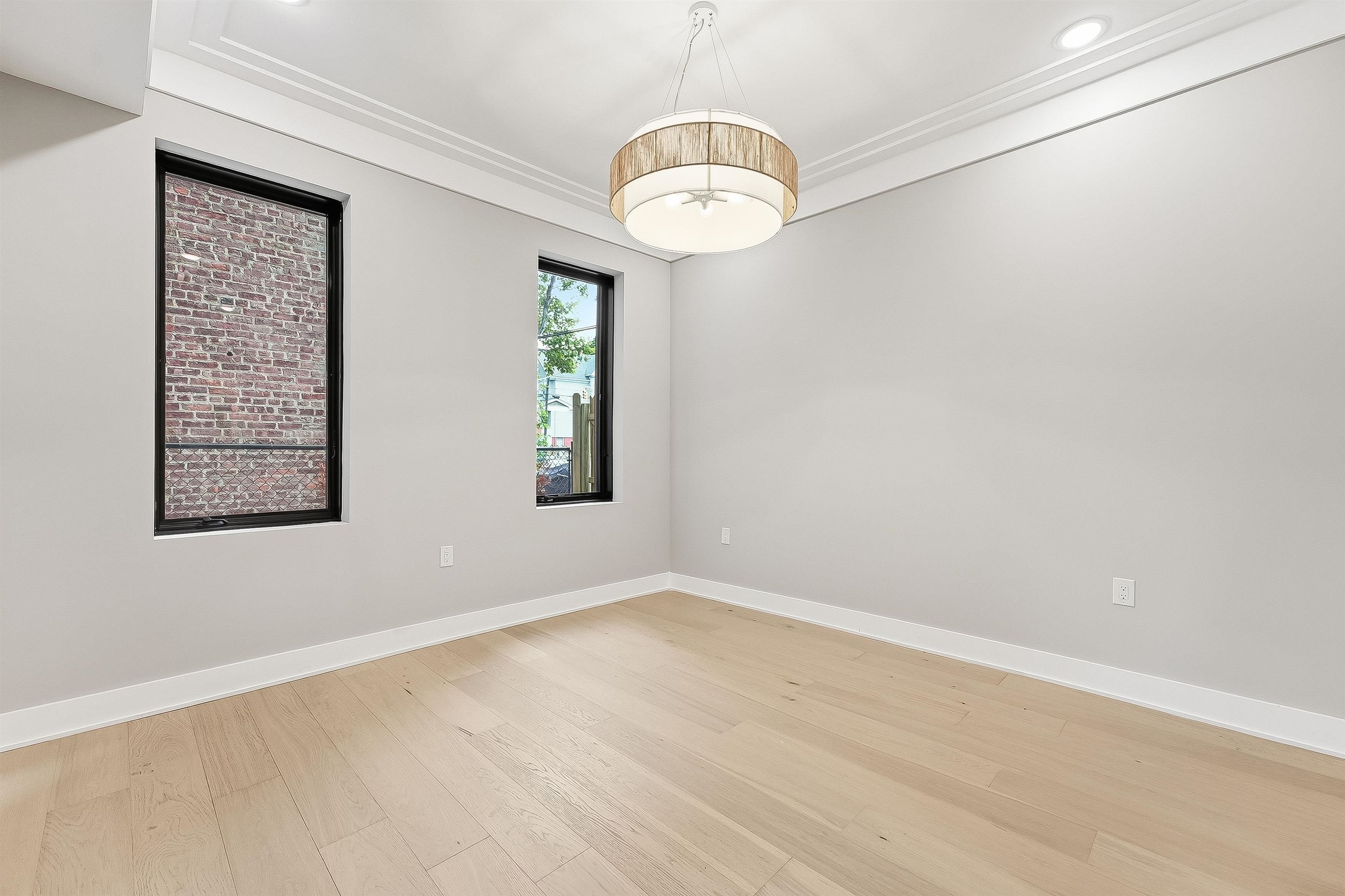256 Claremont Ave 1 Property Photo 25