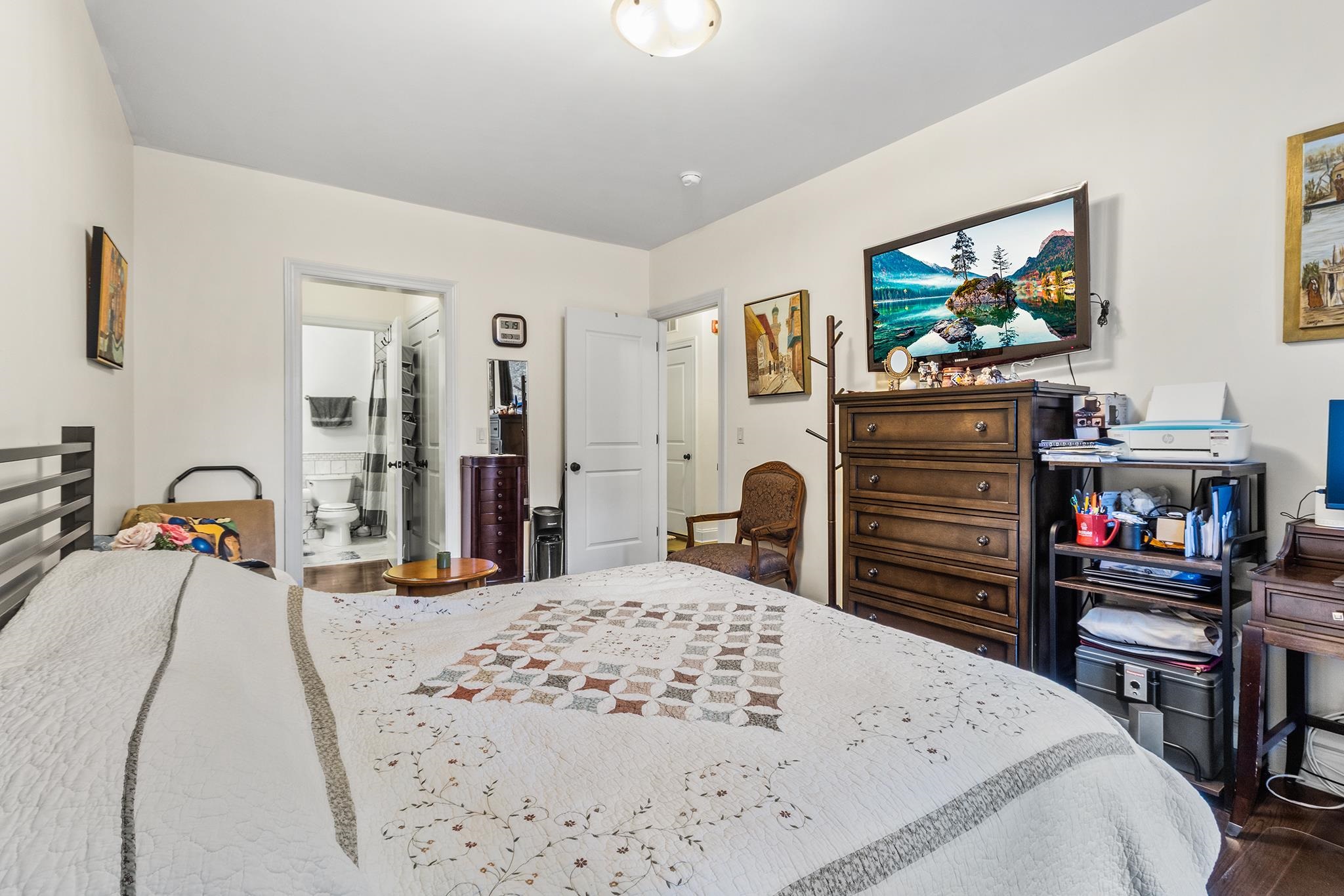 255 Laird Ave 2 Property Photo 13