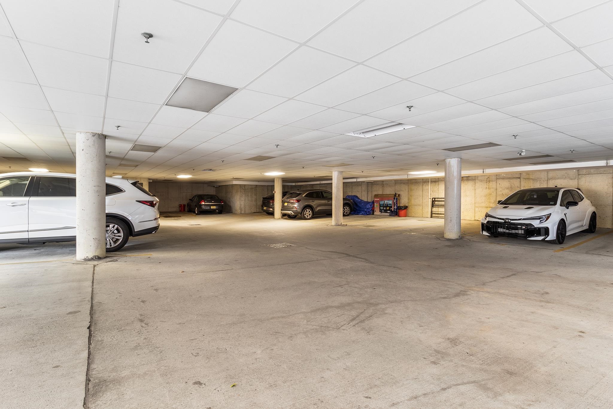 255 Laird Ave 2 Property Photo 18