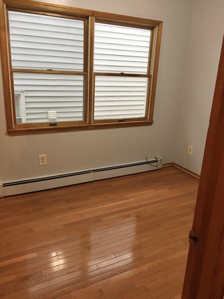 95 Sanford Pl 1 Property Photo 5