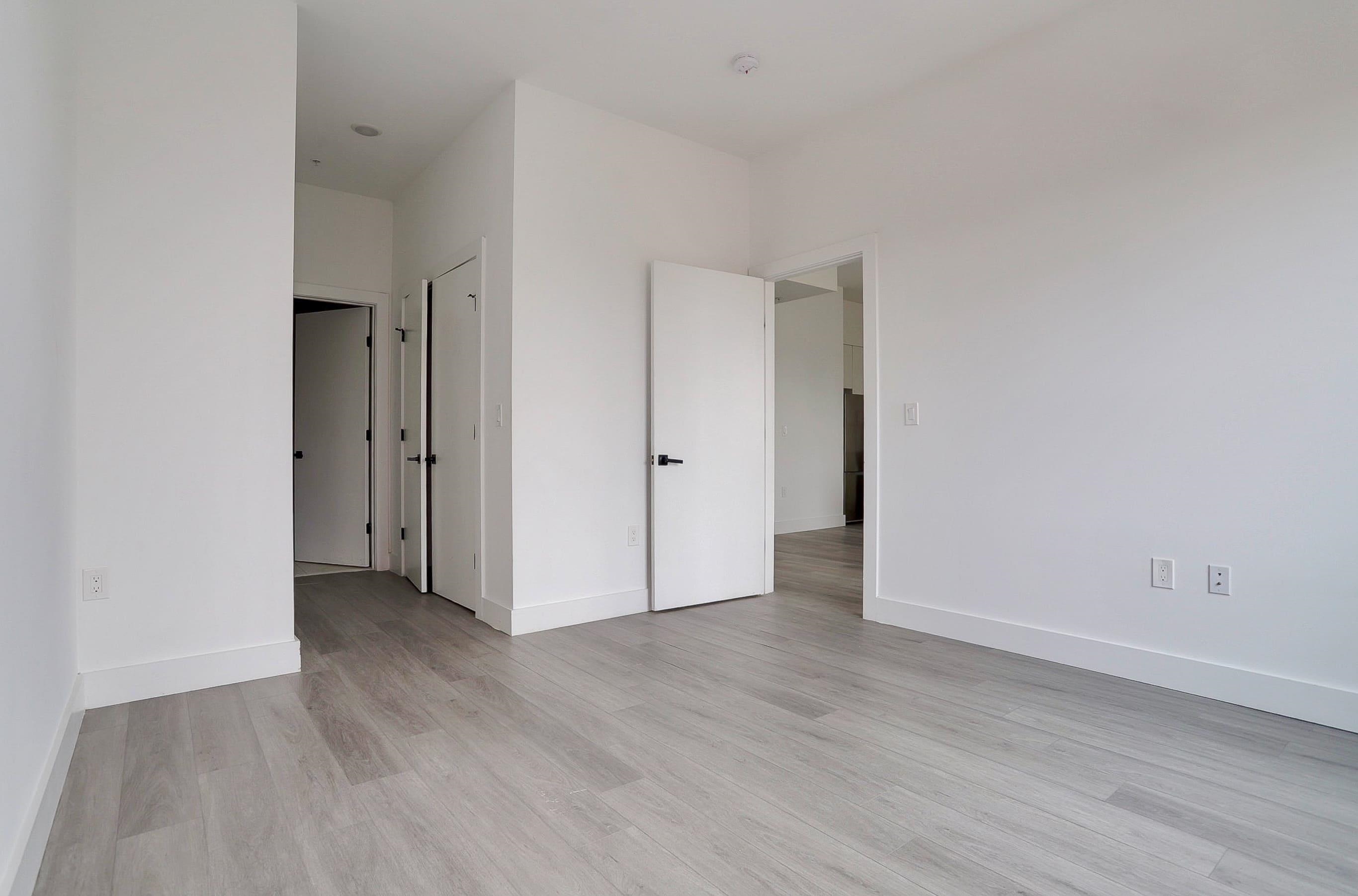 425 Avenue C 501 Property Photo 15