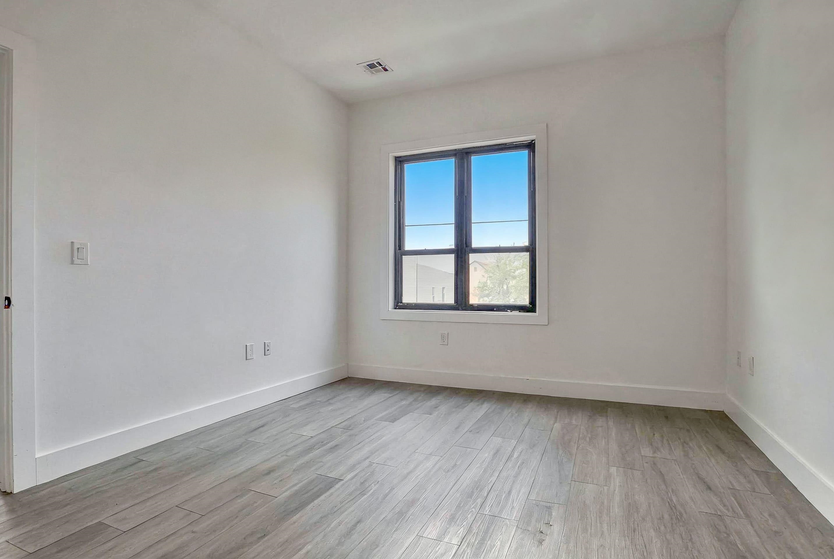 425 Avenue C 501 Property Photo 21