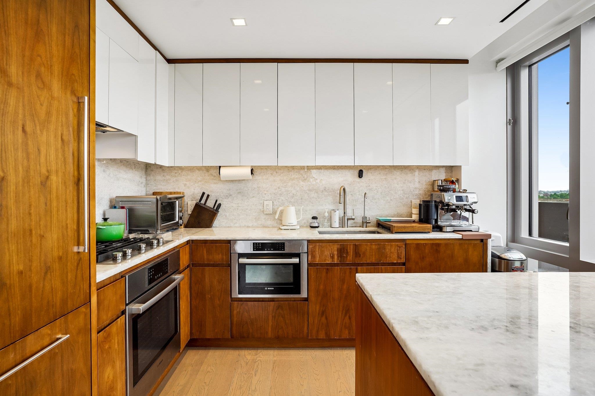 75 Park Lane South 801 Property Photo 10