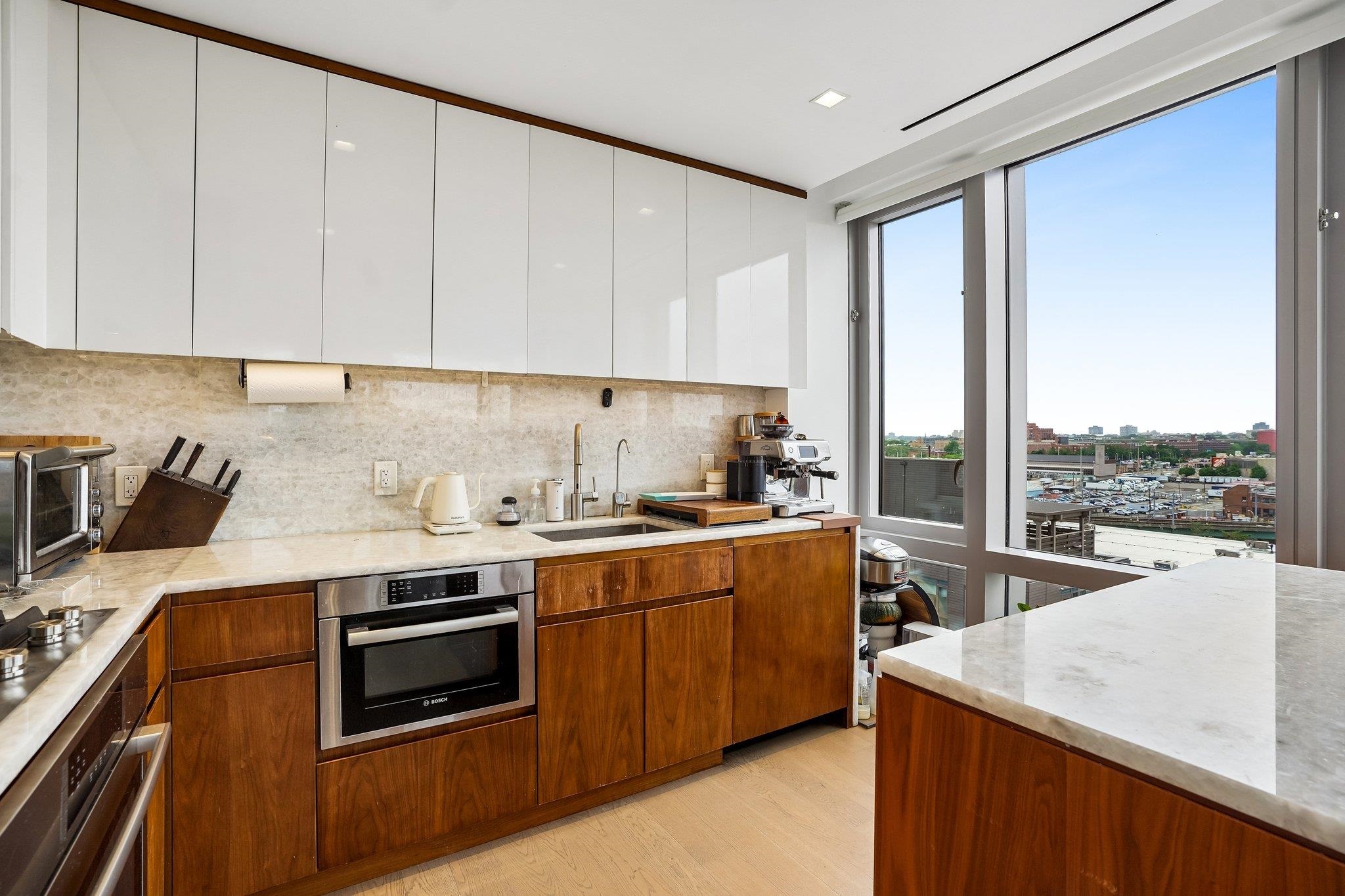 75 Park Lane South 801 Property Photo 11