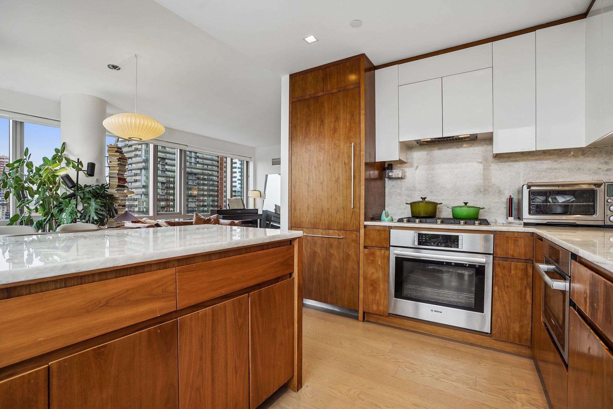75 Park Lane South 801 Property Photo 12