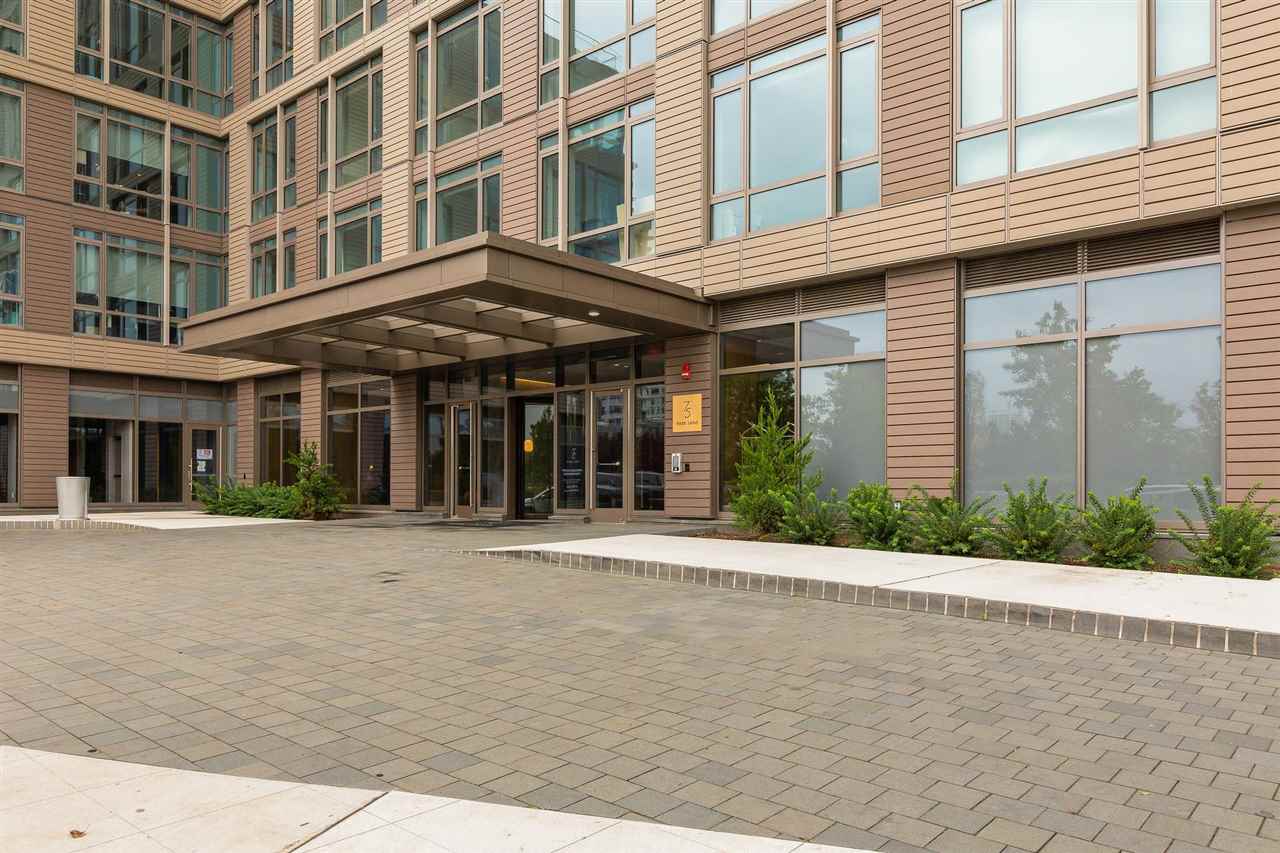 75 Park Lane South 801 Property Photo 35