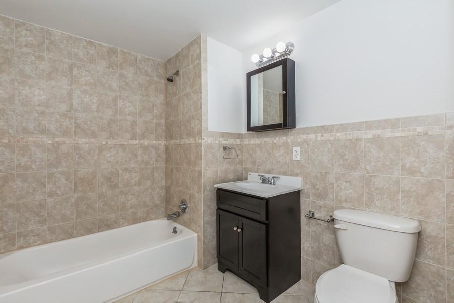 125 43rd St 602 Property Photo 5